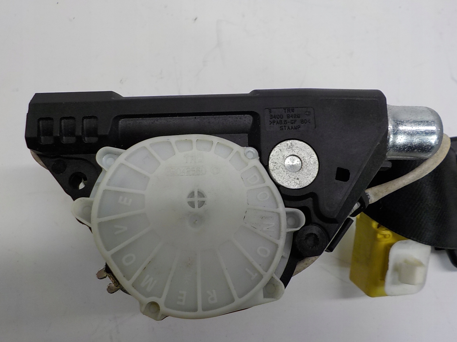 VW EOS Gurten Sicherheits links 1Q2857705
