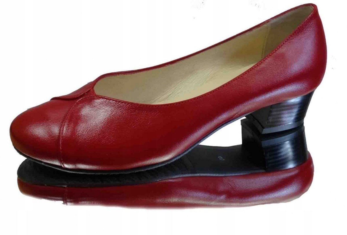 

Czółenko czerwone obcas 3,8 cm tegosc H 40