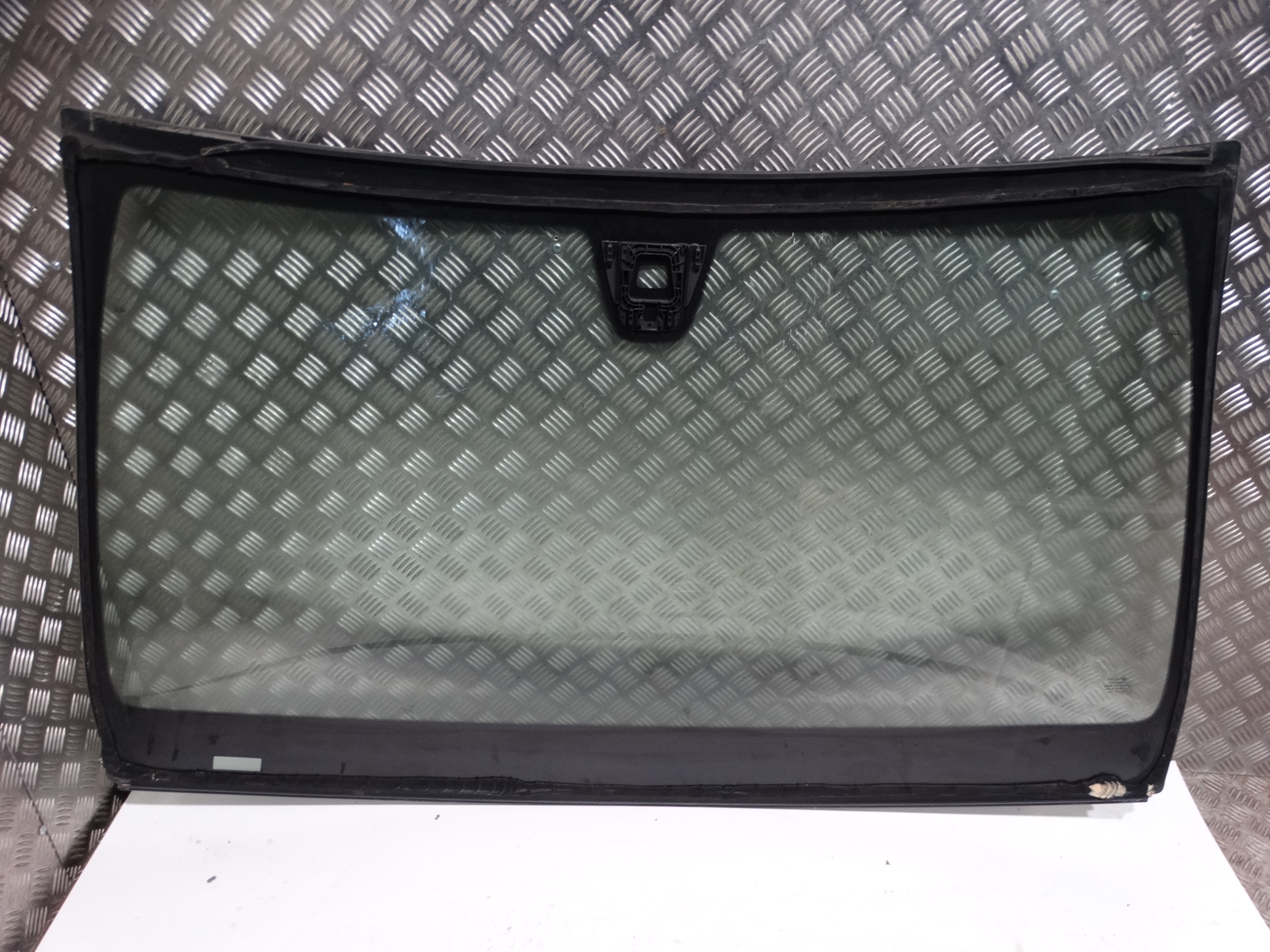 IDEALNA window front MERCEDES W205 19r 1