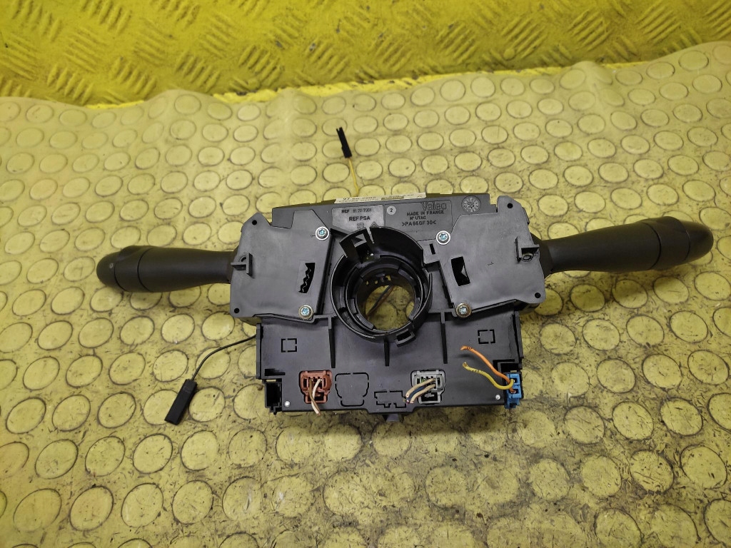 CITROEN C3 steering wheel levers and controls 96474001XT