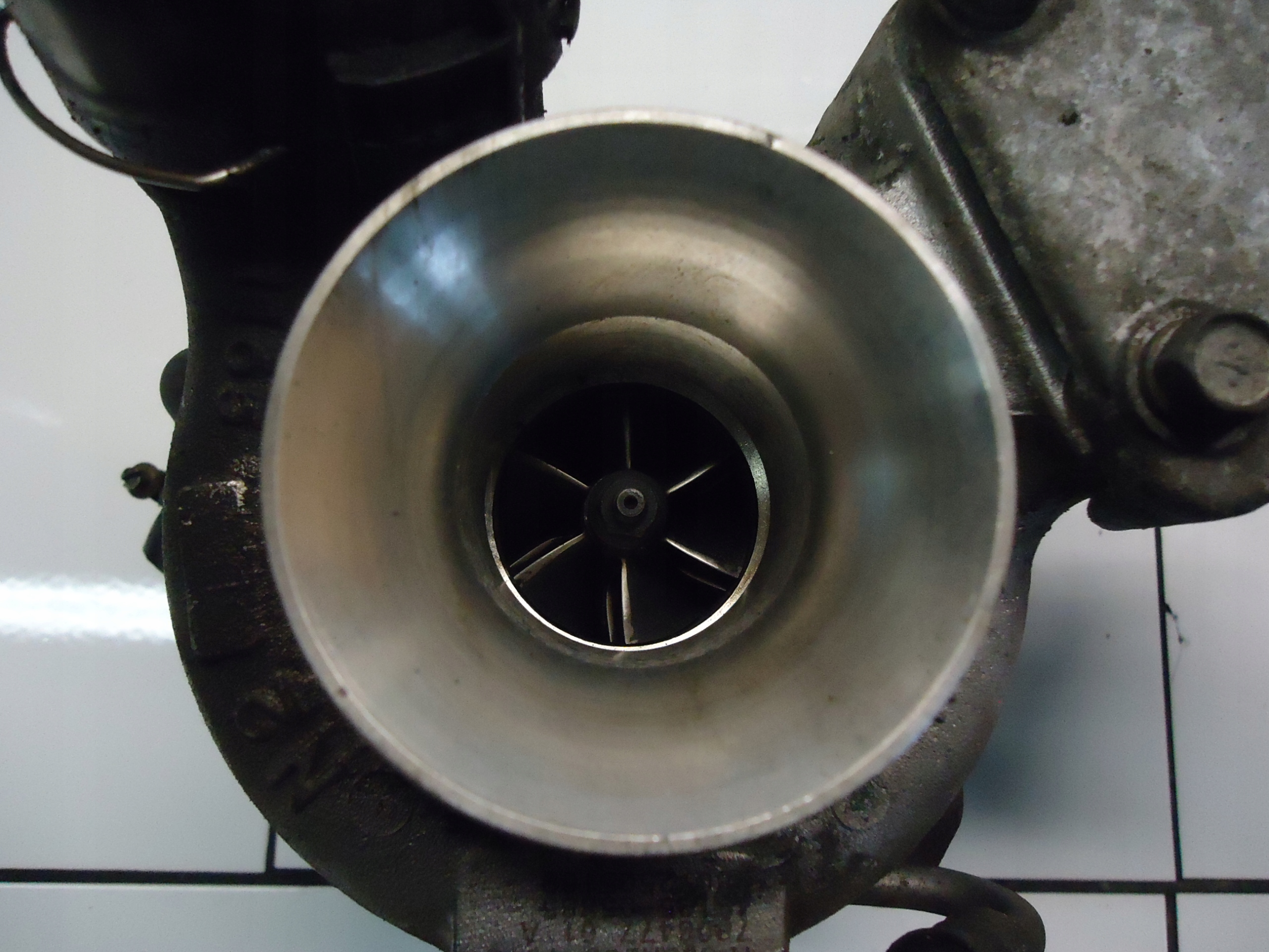 BMW 3 E90 2.0D N47D20 turbo 7808477
