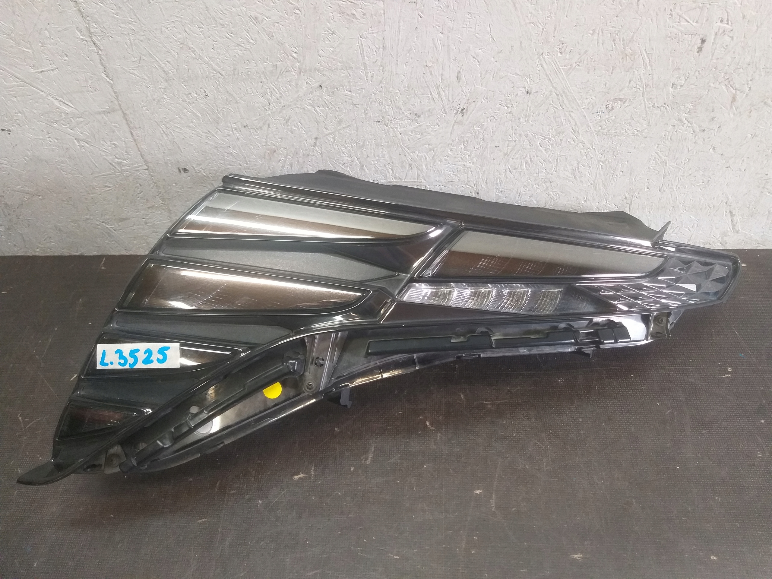 LIGHT FRONT LEFT HYUNDAI TUCSON IV 4 20- FULL LED 92207N7100