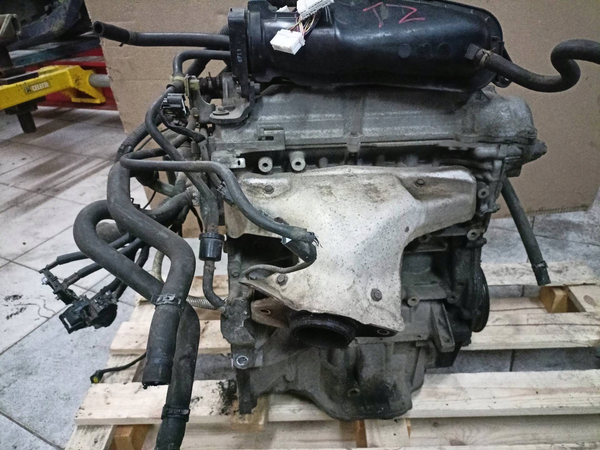 engine complete Nissan Qashqai J10 2008
