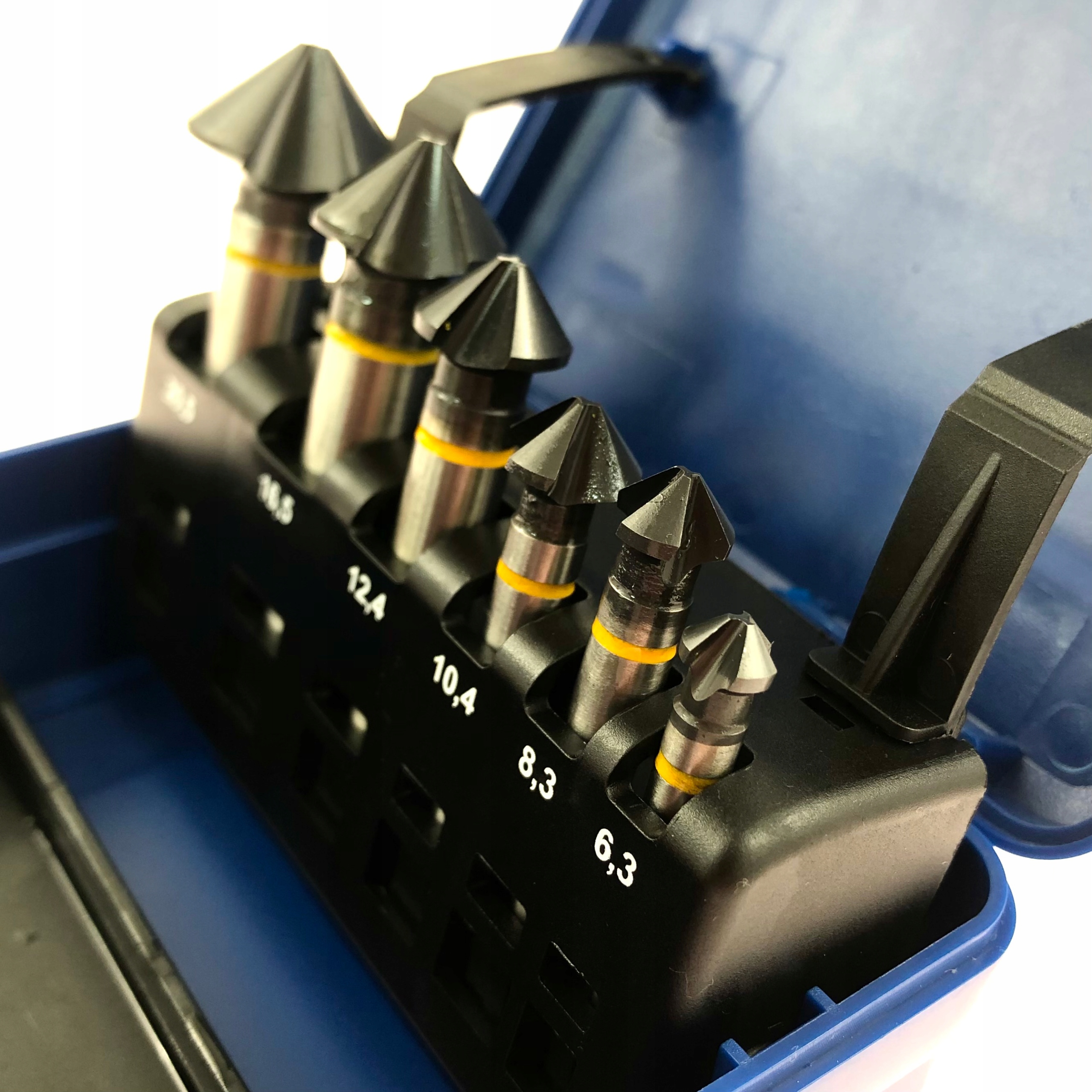 ZESTAW POGŁĘBIACZY FAZOWNIKÓW 6.3-20.5 HSS CO VIS pokryte TIALN Zastosowanie stal