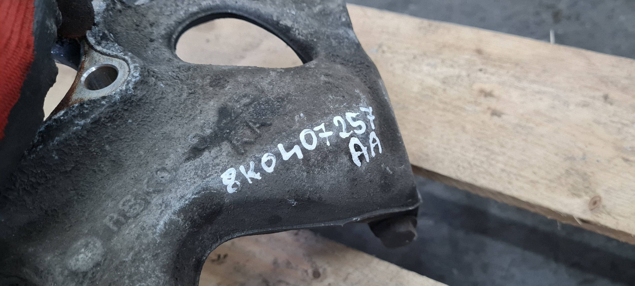 A5 8T LIFT swing left left front front 4G0407253A A4 B8 Q5 A6 C7 4G
