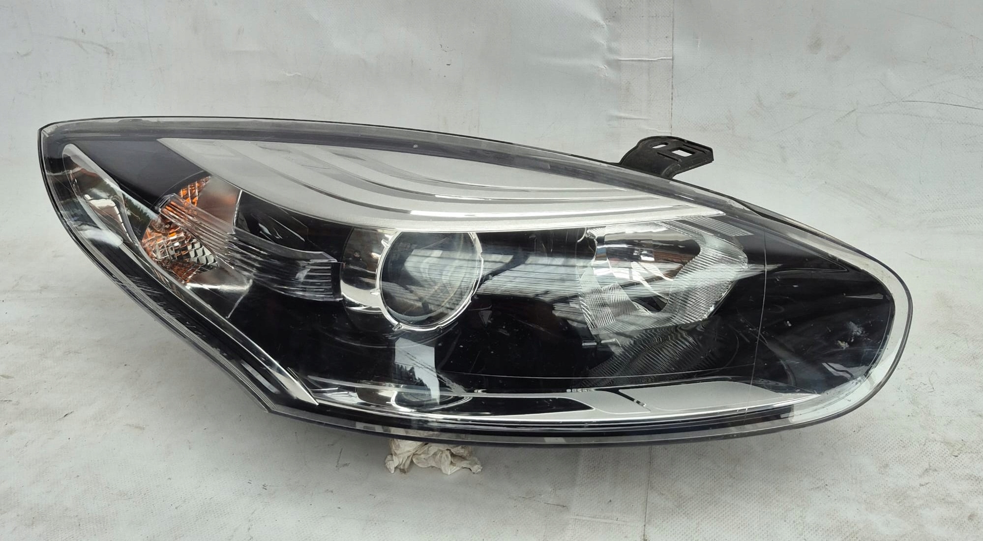 RENAULT MEGANE III LIFT 14- light right front front lens 260100923R