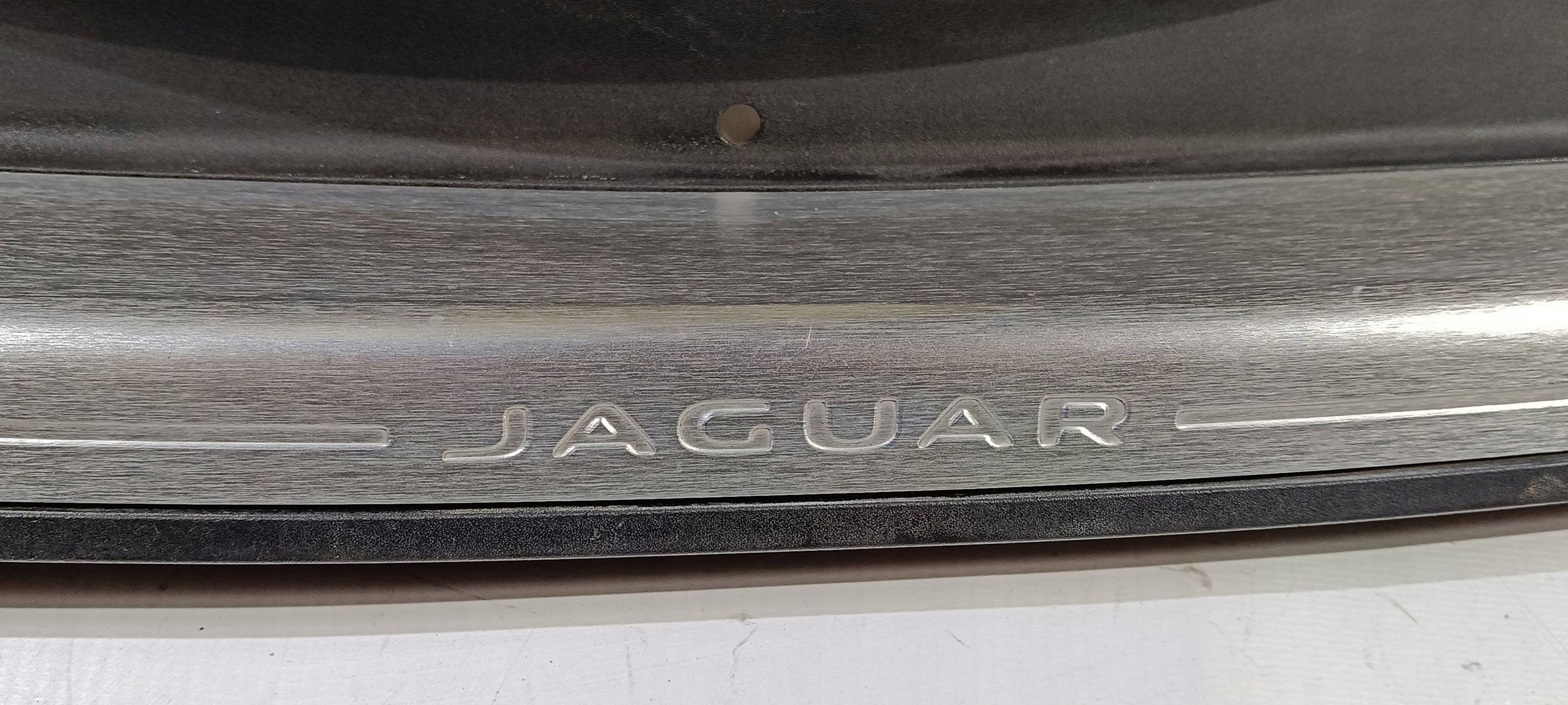 kryt stěny zadního bok panel kufru Jaguar F-type cabrio X152 2013