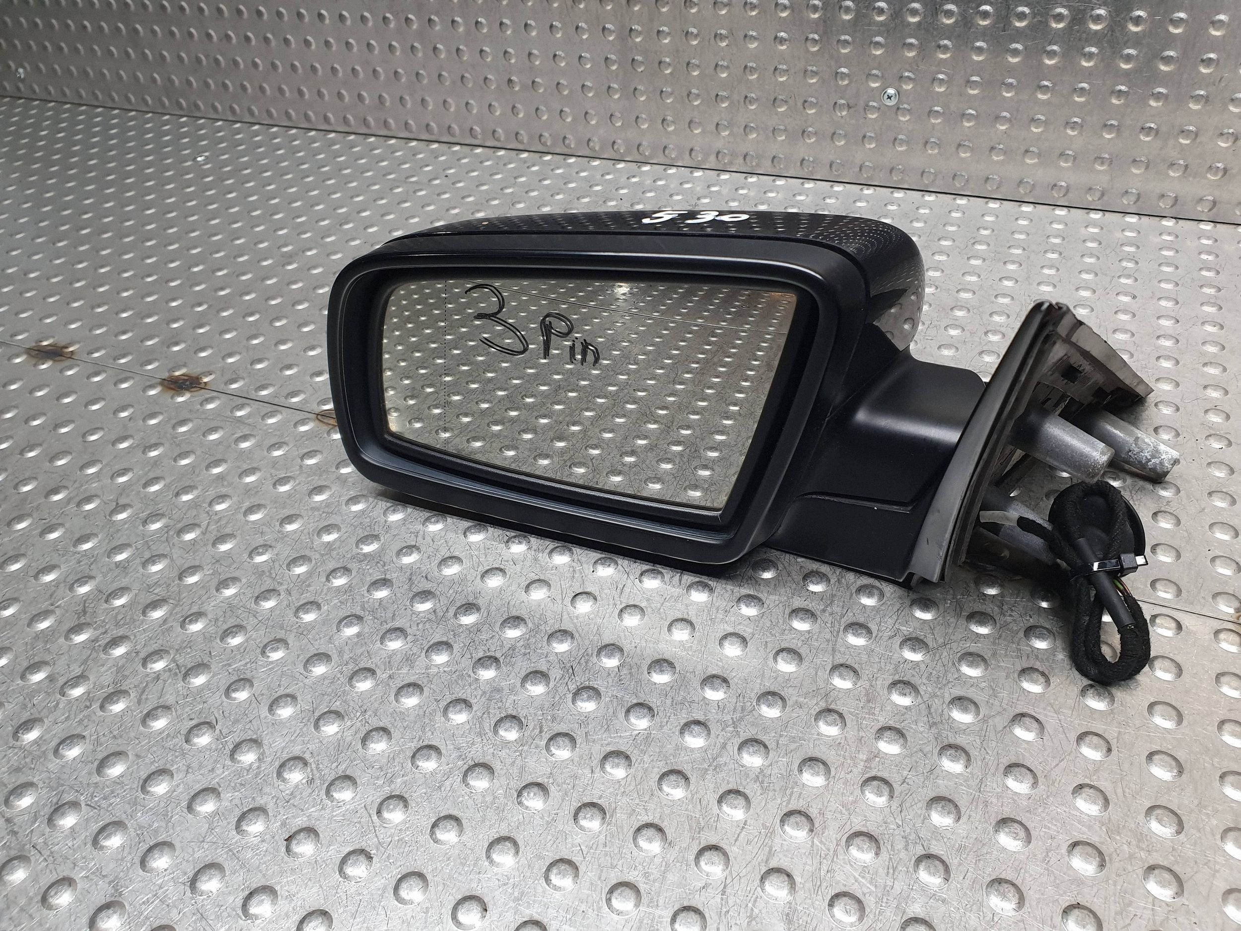 mirror left front 3 PIN F0123115MATTO BMW E60 07-10