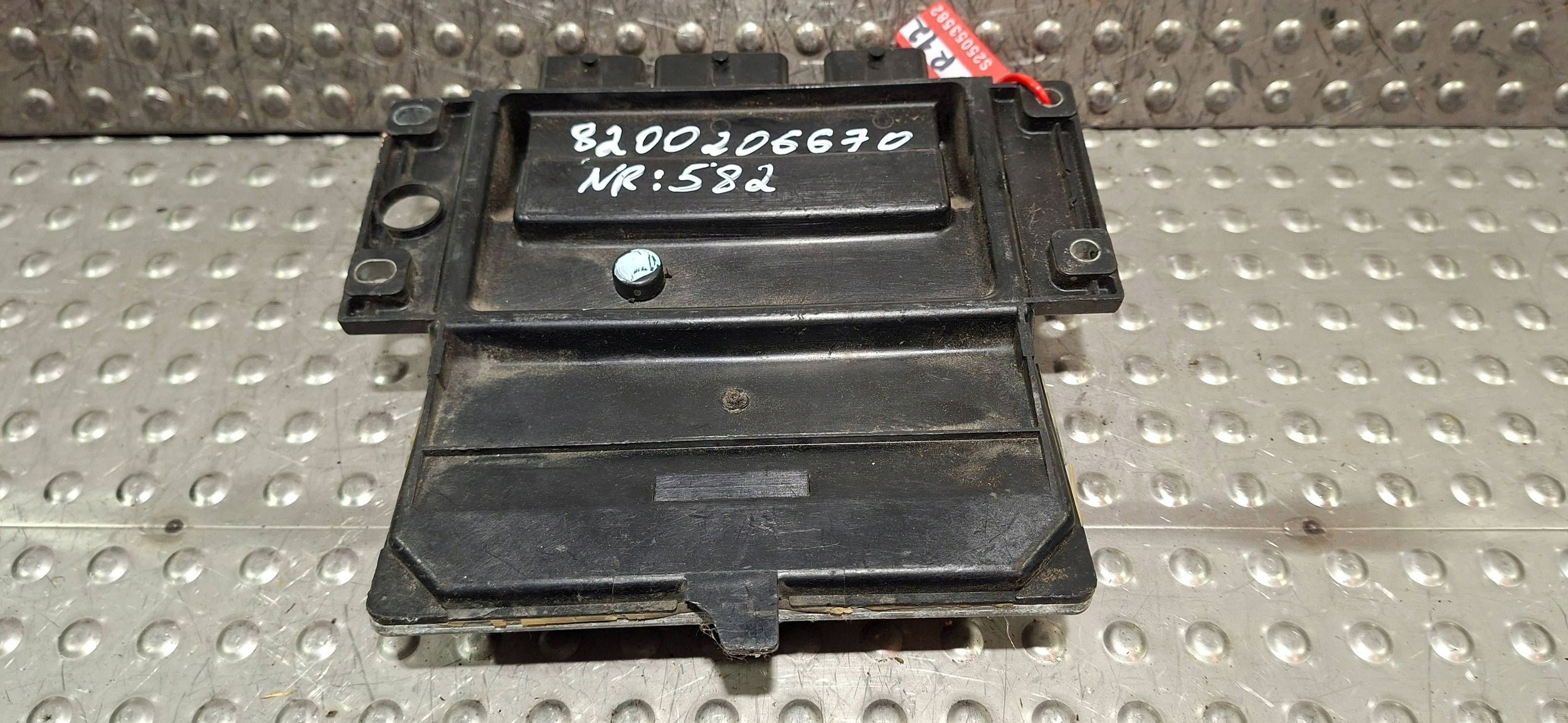 computer R0410C021B 8200129063 8200206670 RENAULT CLIO II 1.5 DCI