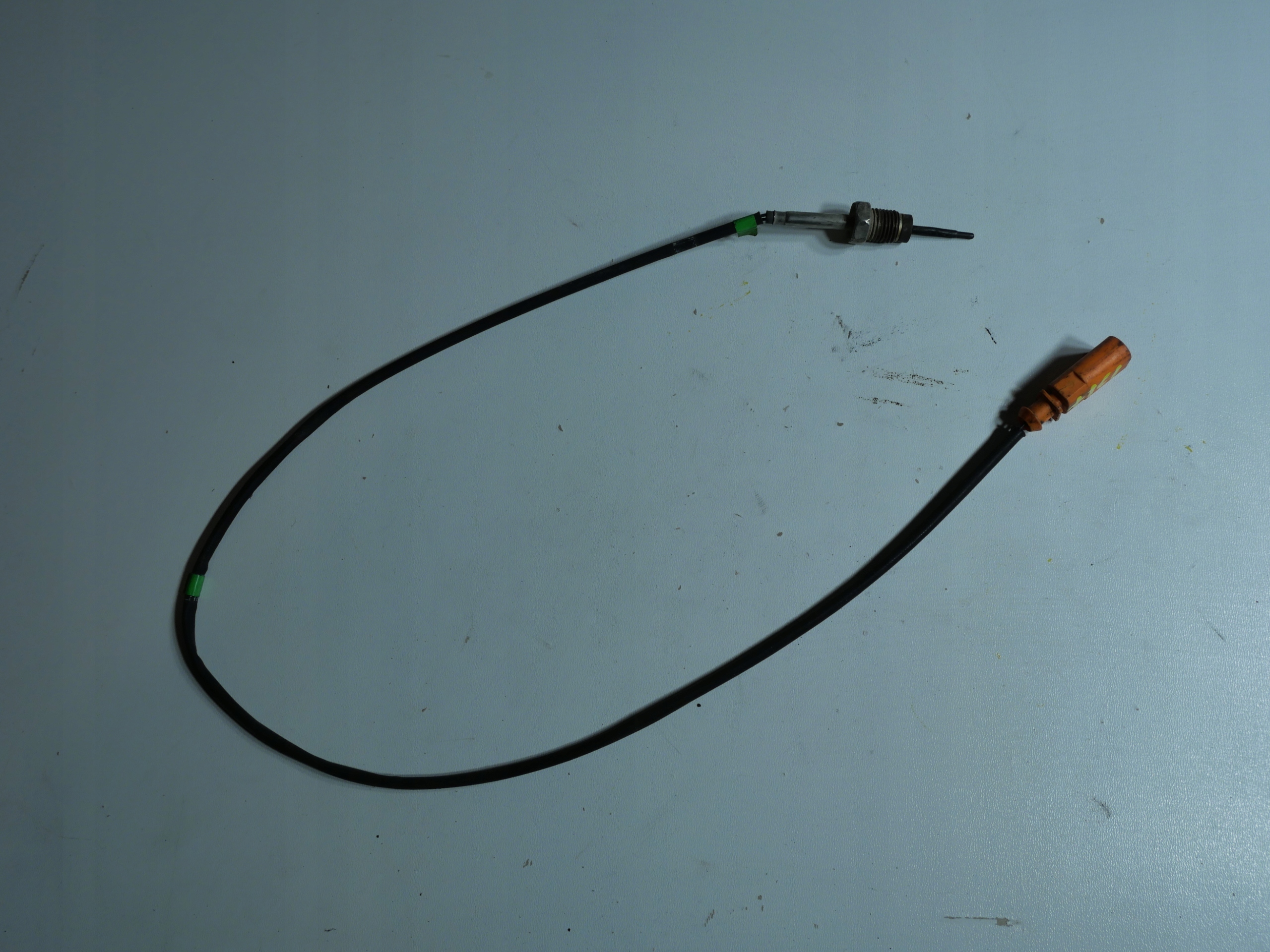 Sensor TEMPERATURY Gase VW SEAT SKODA 03L906088BJ