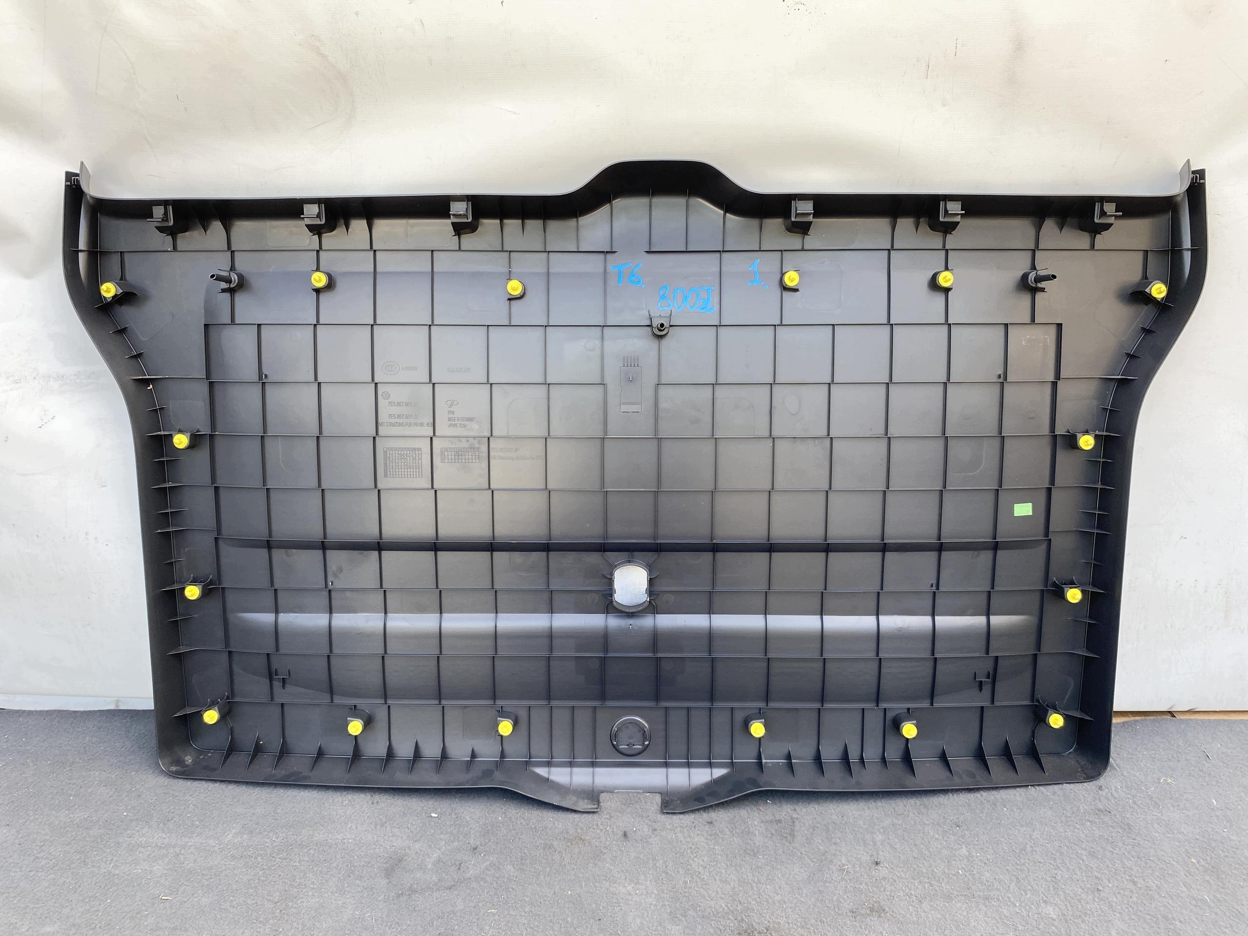 VW TRANSPORTER MULTIVAN T6 15- Blende Abdeckung innen hinten heckklappe 7E5867601N