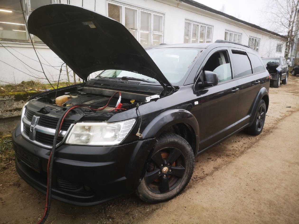 Dodge JOURNEY шланг воды 2009 2.0л