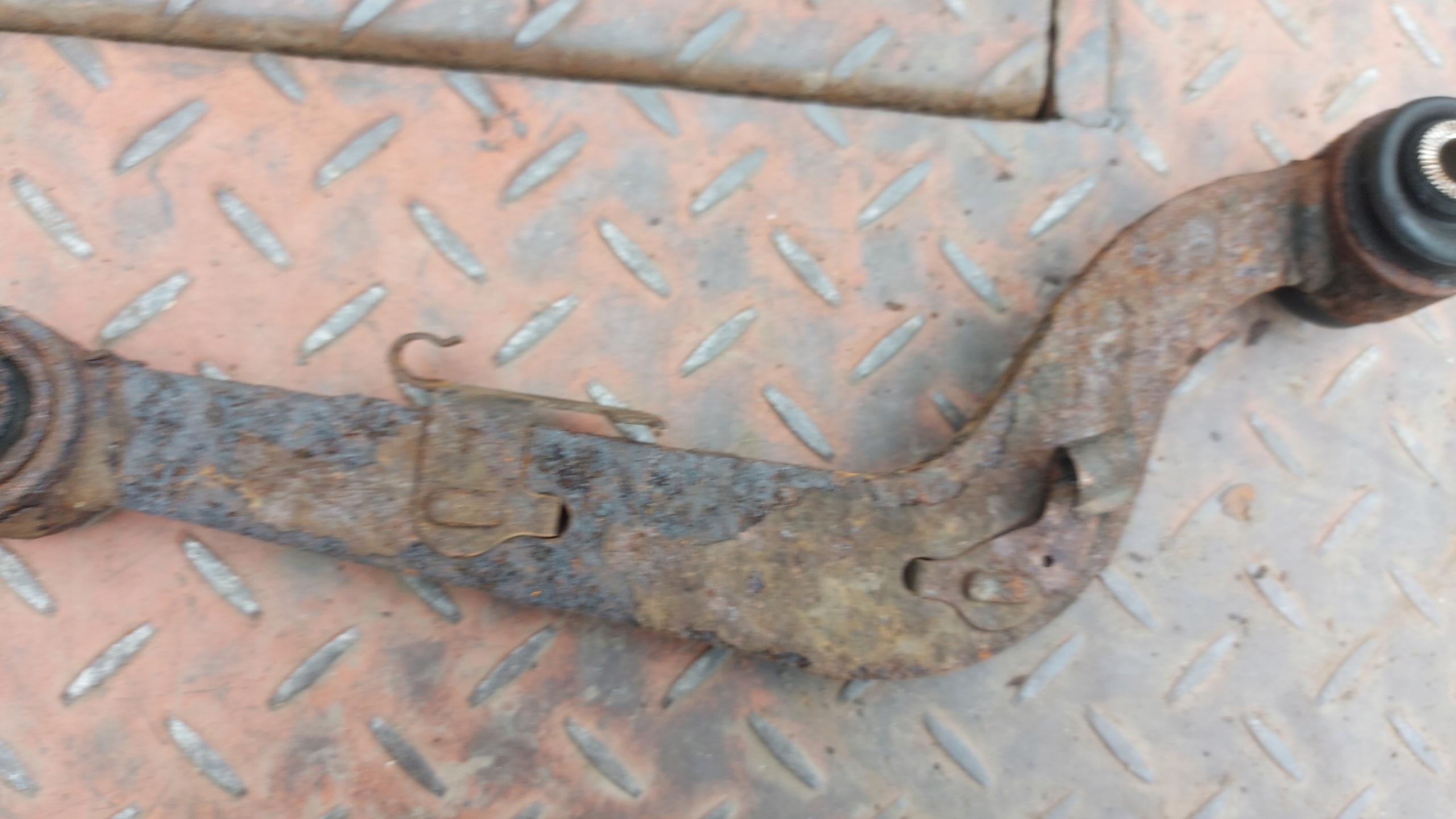 Querlenker links heck LEXUS IS 220 05