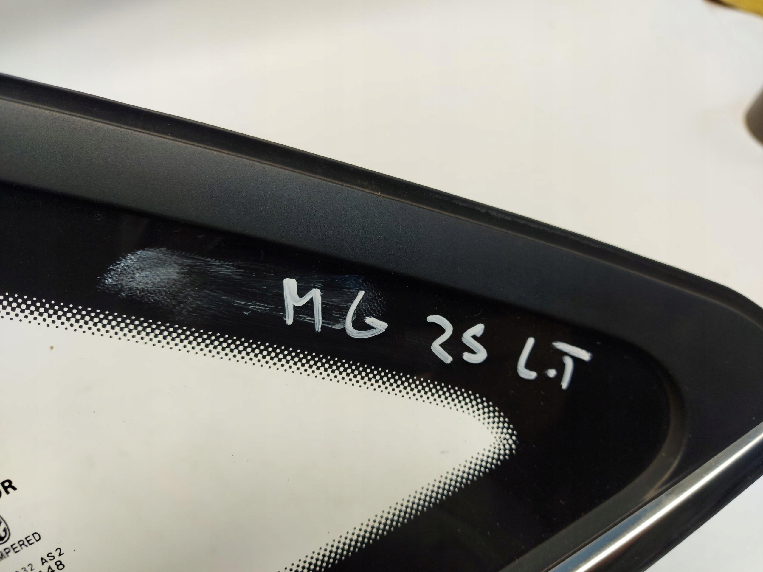 MG ZS window rear part left chrom 2017 AS2