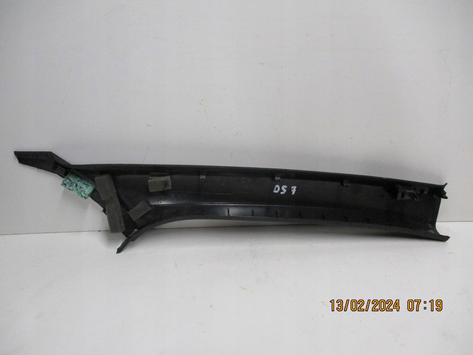 cover for pillar Citroen DS7 98168994