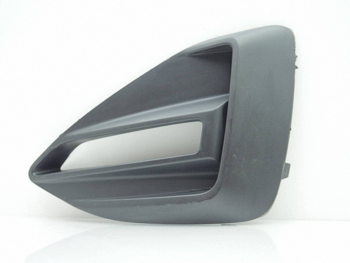 grid of a bumper right front front BMW 2 F44 7474648
