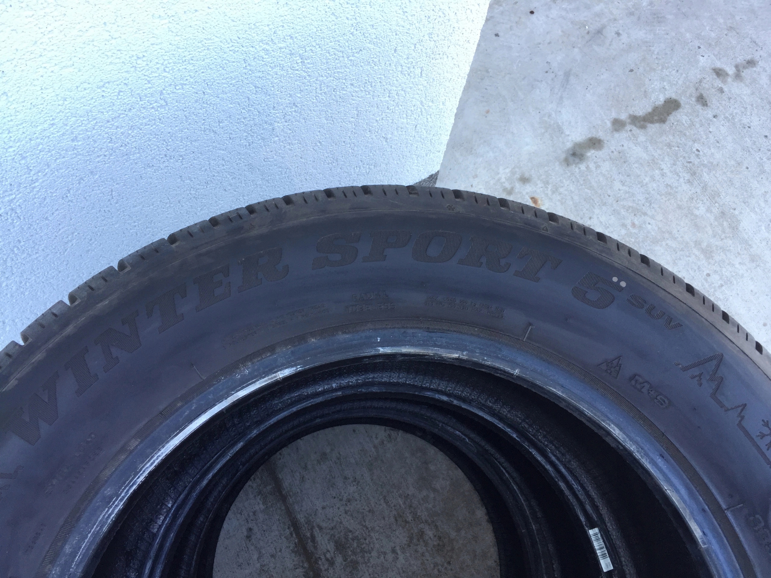 OPONA DUNLOP WINTER SPORT 5 SUV 235/60 R17 106H Indeks prędkości H do 210 km/h