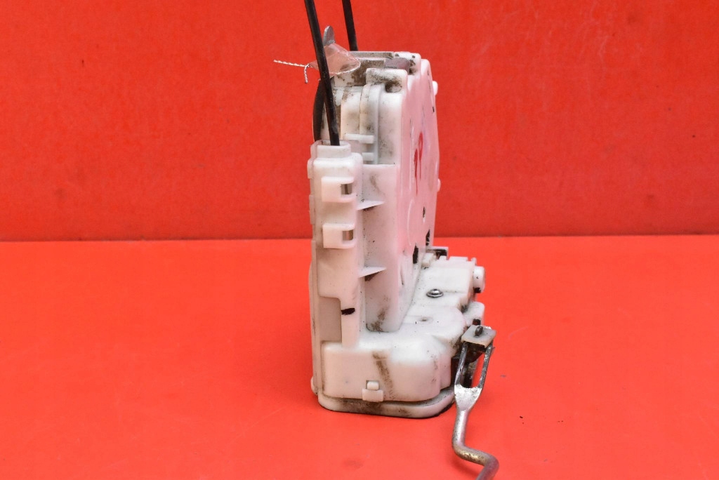 lock door right front front EU HONDA FR-V 1 and 04-09