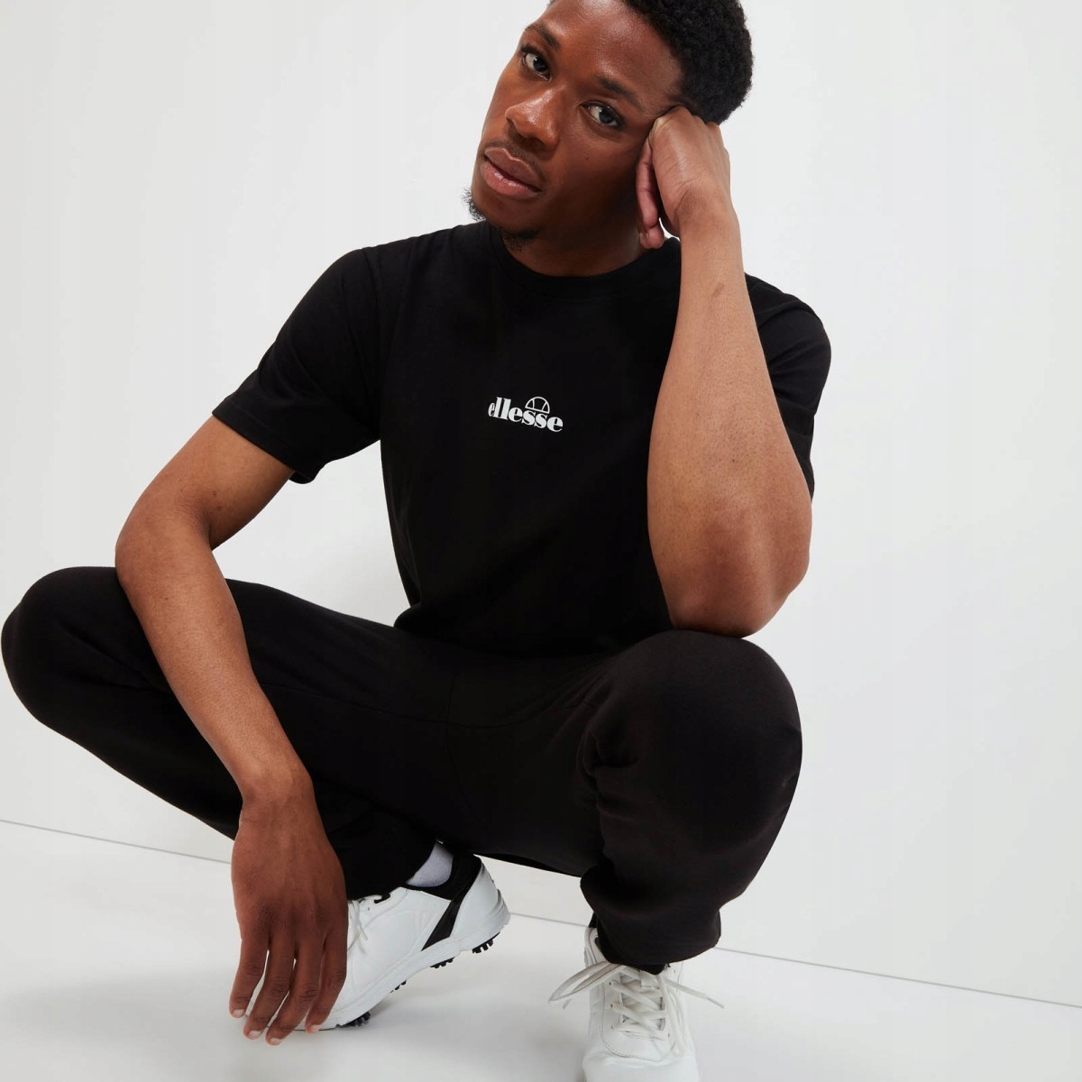 ELLESSE Koszulka T-shirt OLLIO TEE Black / M Kod producenta SHP16463 011