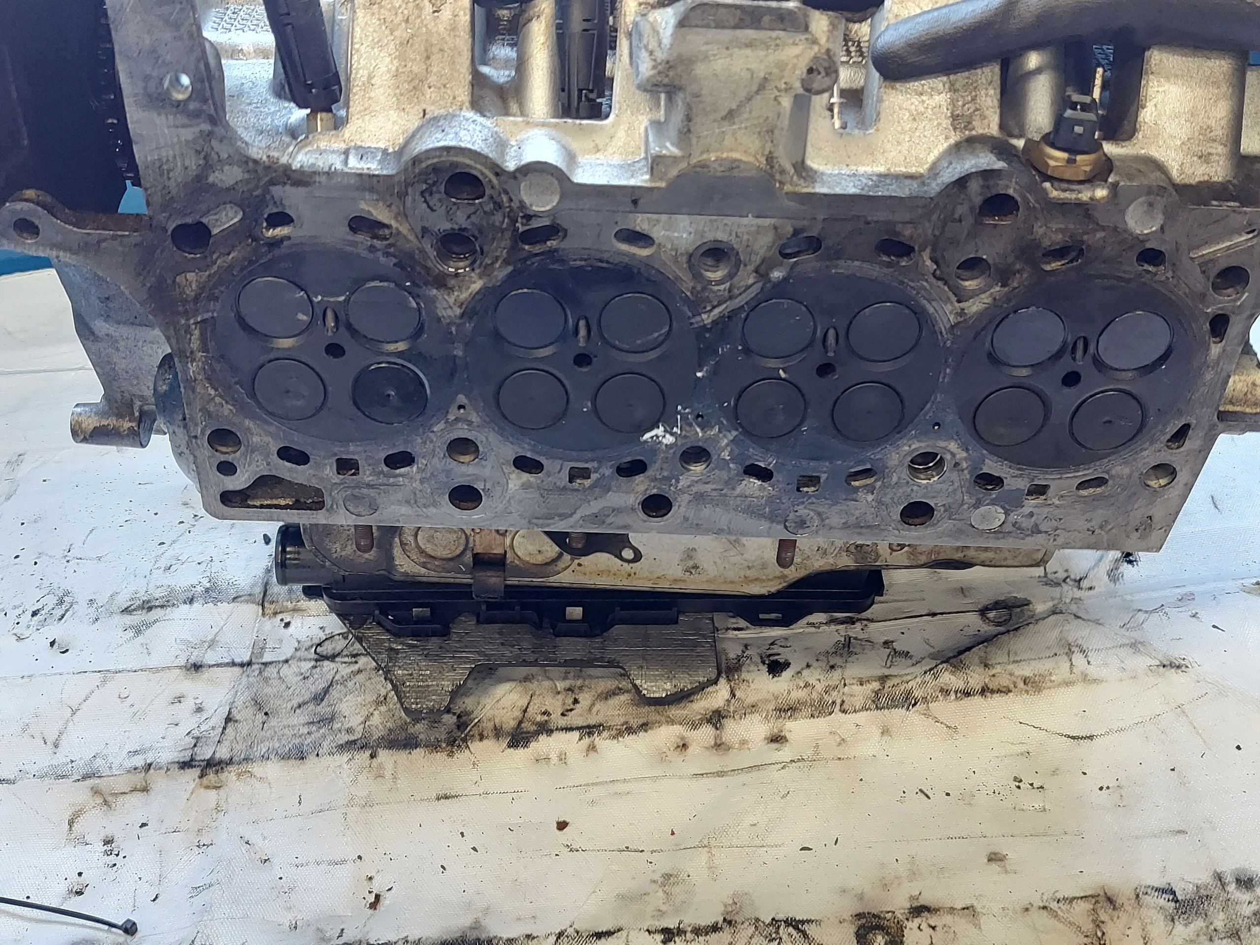 head. BMW E87 M47 2.0 TD 7781212.05