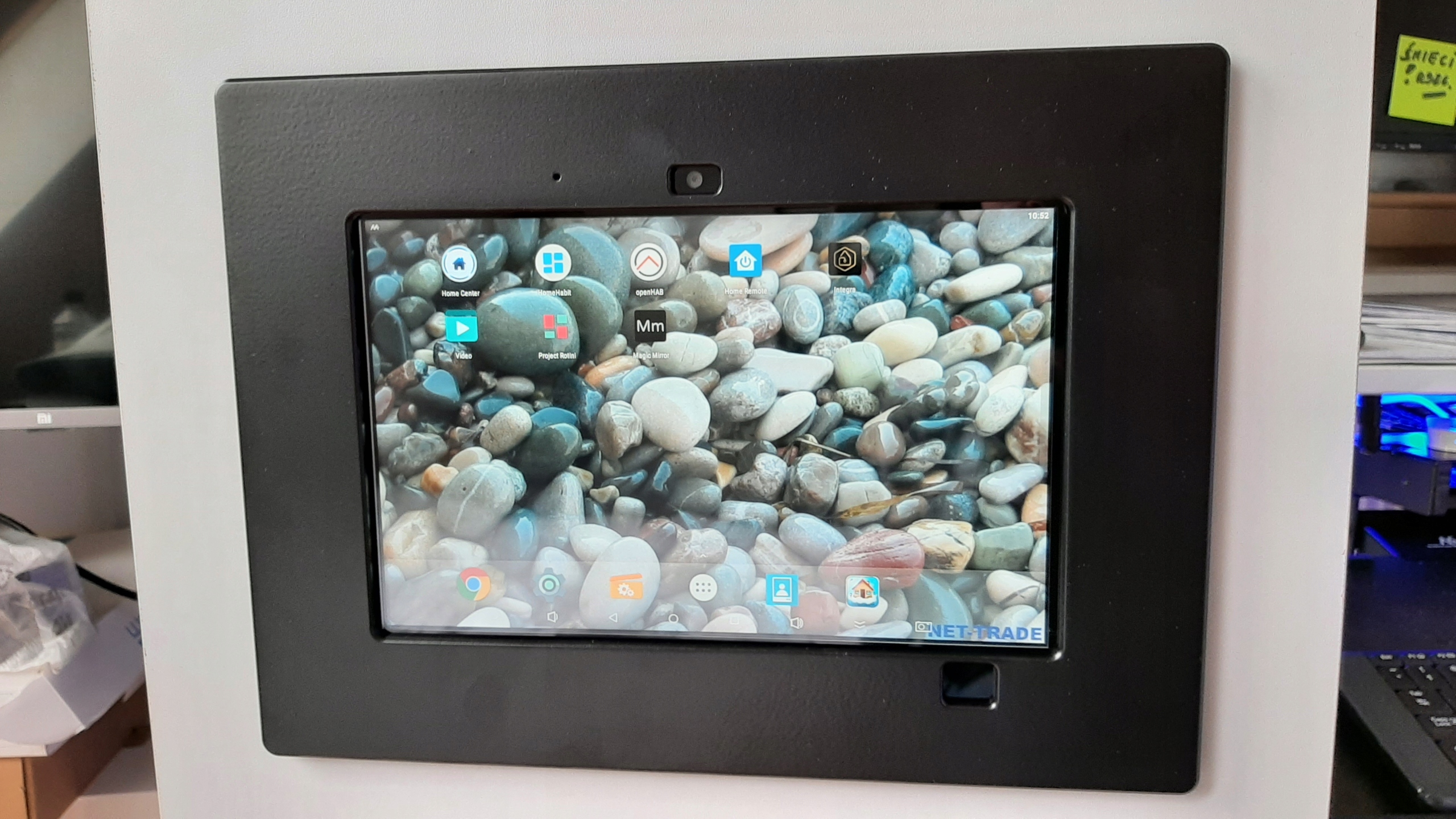 Ramka wąska-czarna do tableta NET-TRADE 10" Stan opakowania oryginalne