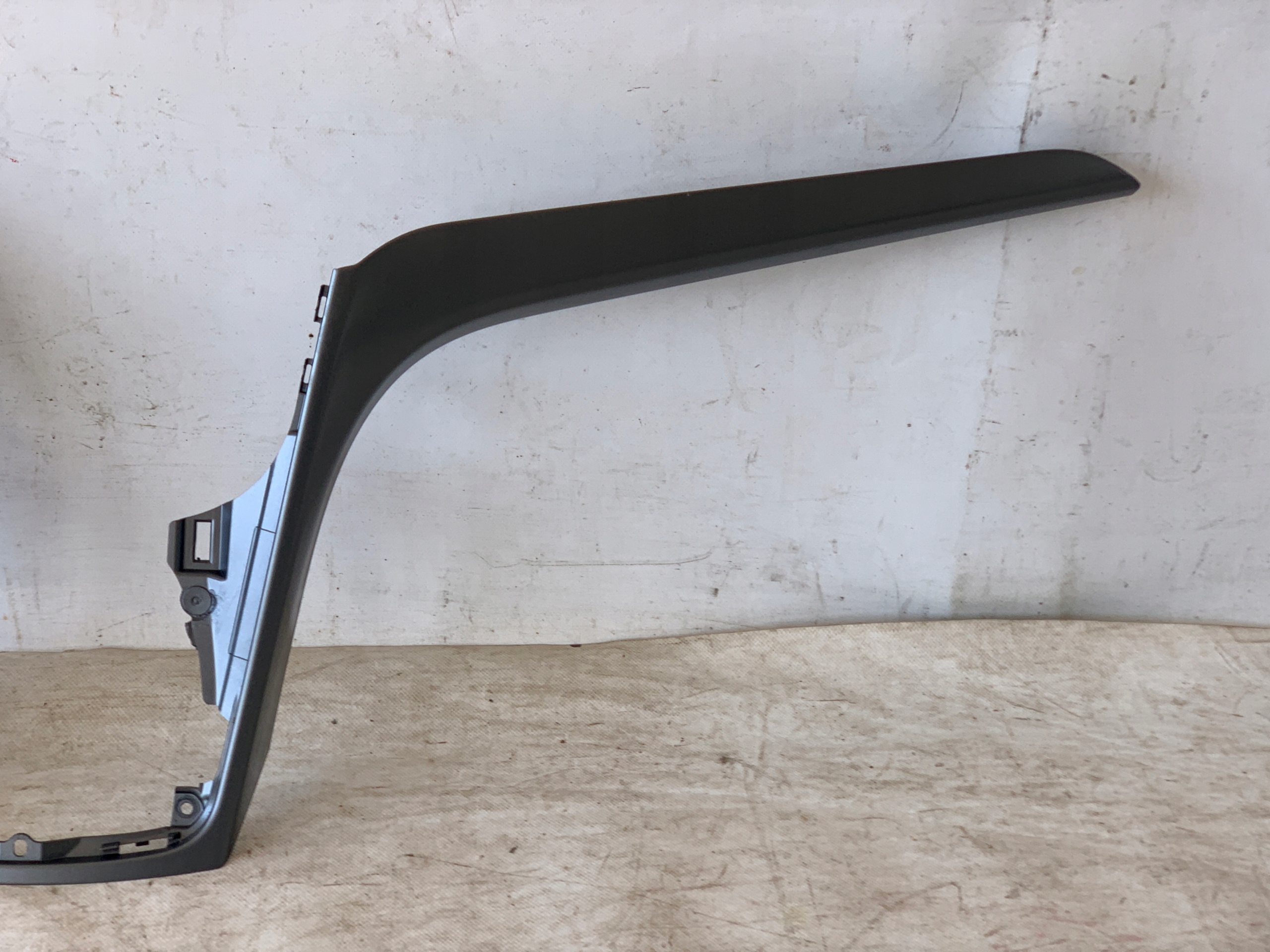 # Châssis DEKOR Console FORD KUGA MK2