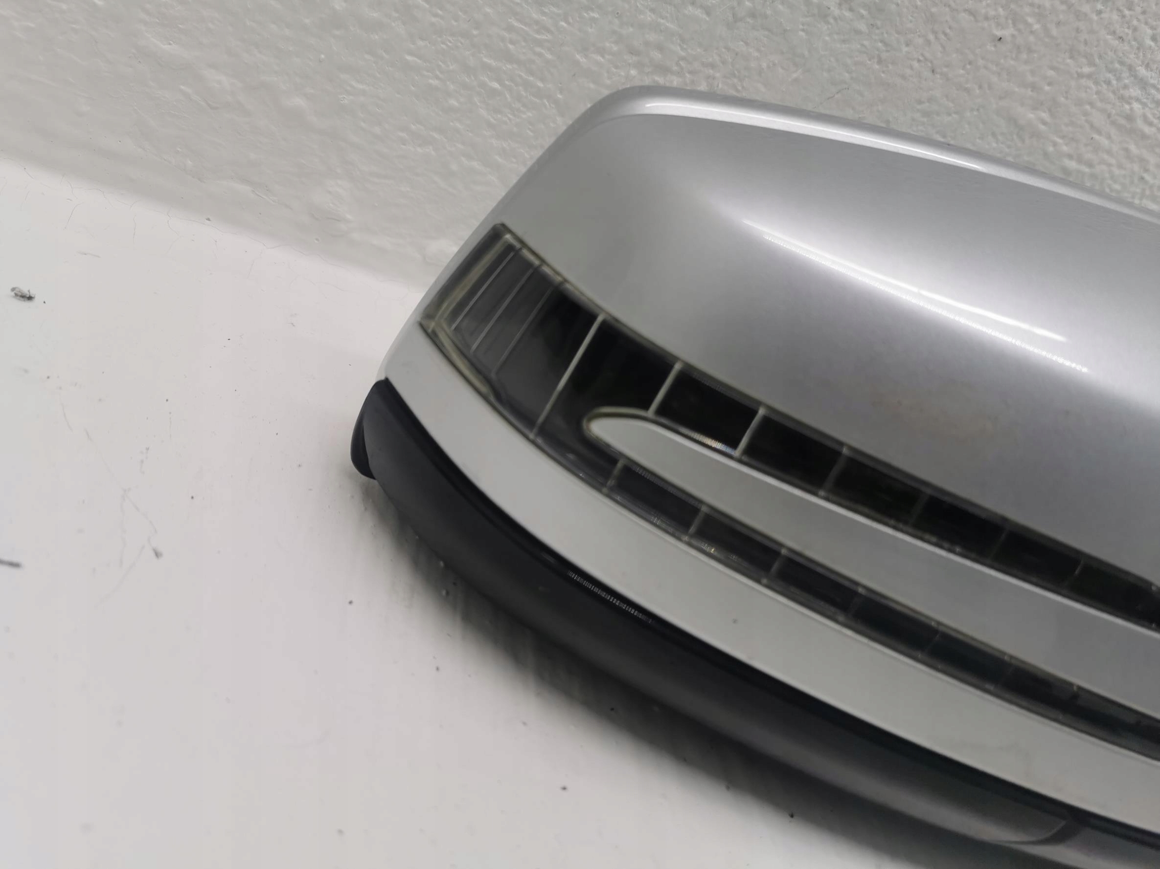mirror right MERCEDES E-KLASA W212 775 20 PIN EU