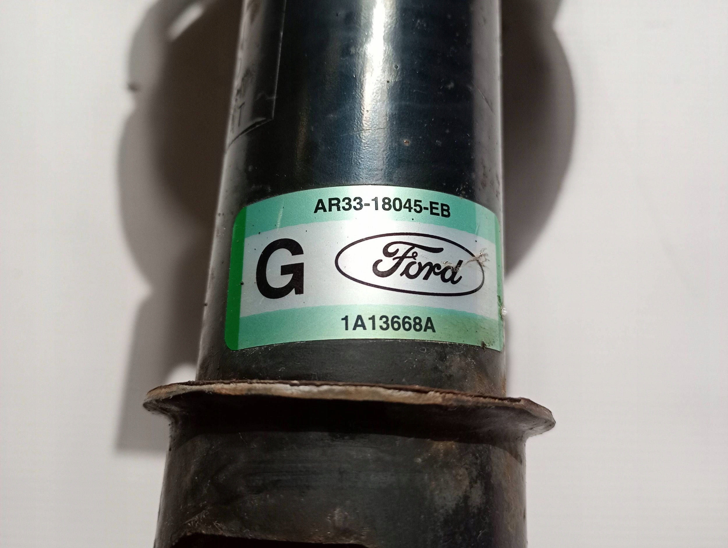 shock absorber mcperson right left front Ford Mustang 2005-2010