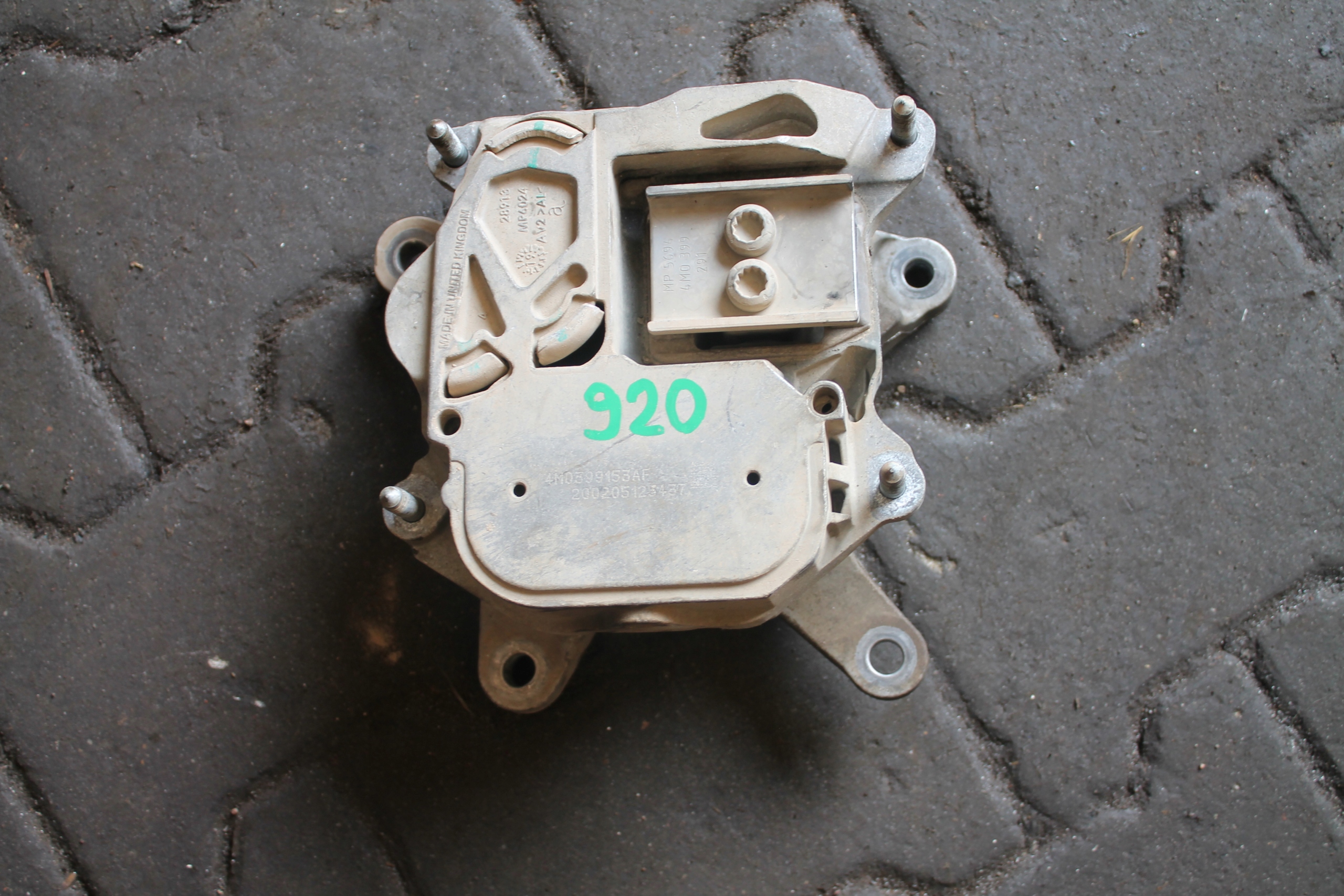 920. holder gearbox mount AUDI 4M0399153AF 4M0399115P