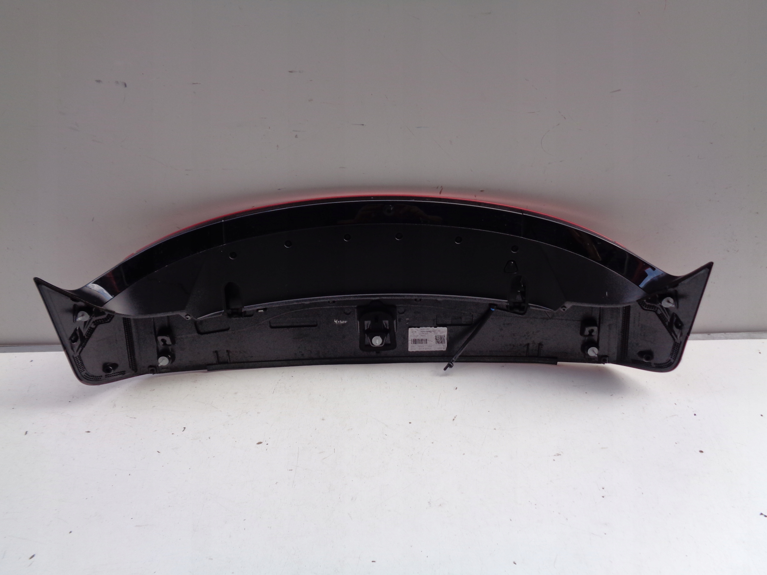 spoiler LOTKA heckklappe JAGUAR E-PACE 18