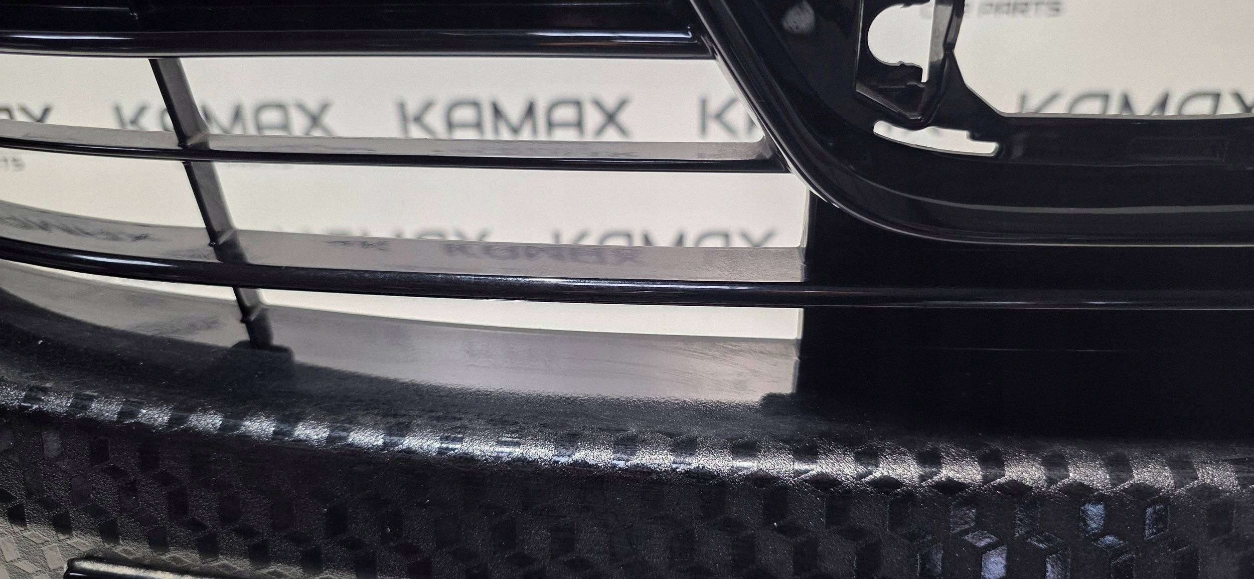 Frontstoßstange vorne Toyota Yaris XP210 521190DA00