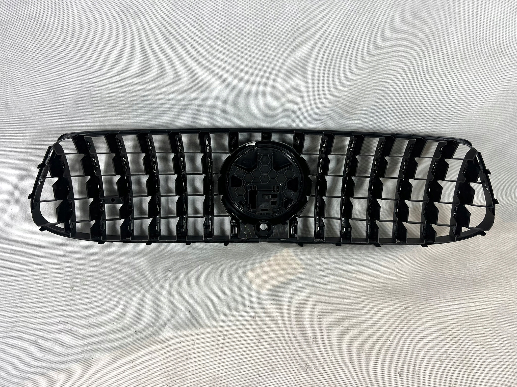 ATRAPA GRILL MERCEDES GLE W167 LIFT 63 AMG PO LIFTINGU 2023 r Numer katalogowy części a1678884001