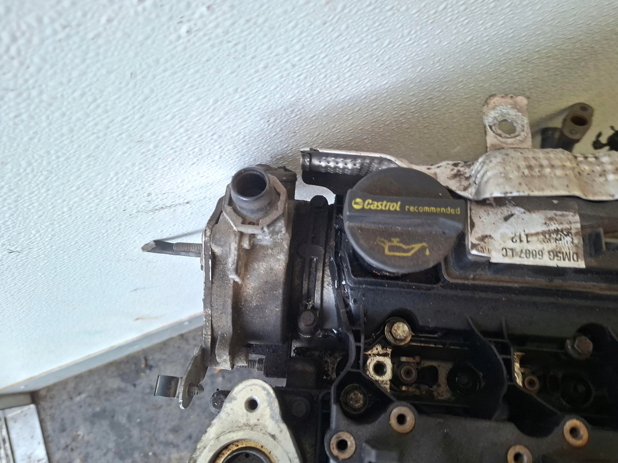 engine unprotected pillar Ford c- max ecoboost 1.0 125 km
