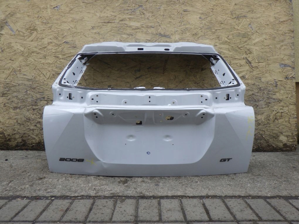 PEUGEOT 2008 II 2 2019- boot doors