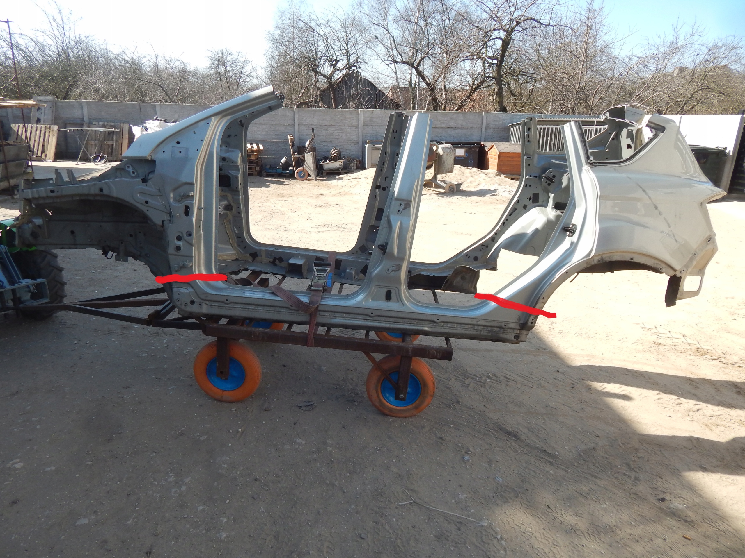 PROG SLUPEK LEWY FORD KUGA MK1 KOLOR P8