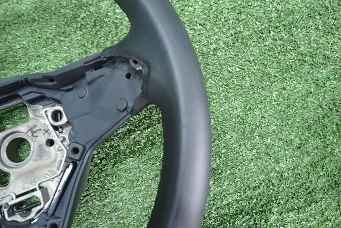 VW GOLF VIII steering wheel,