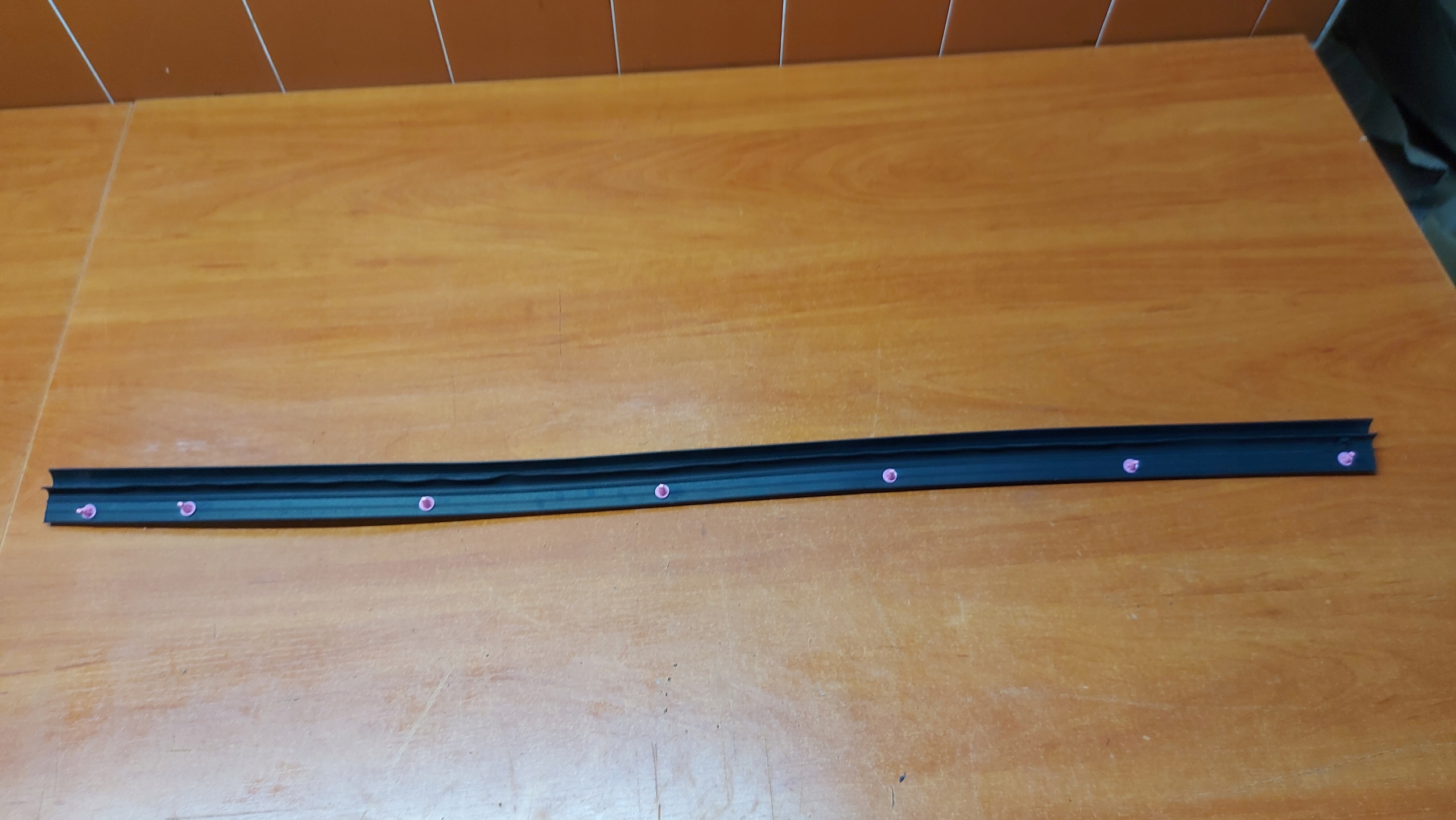 lower gasket door left left front front TOYOTA RAV4 V 20