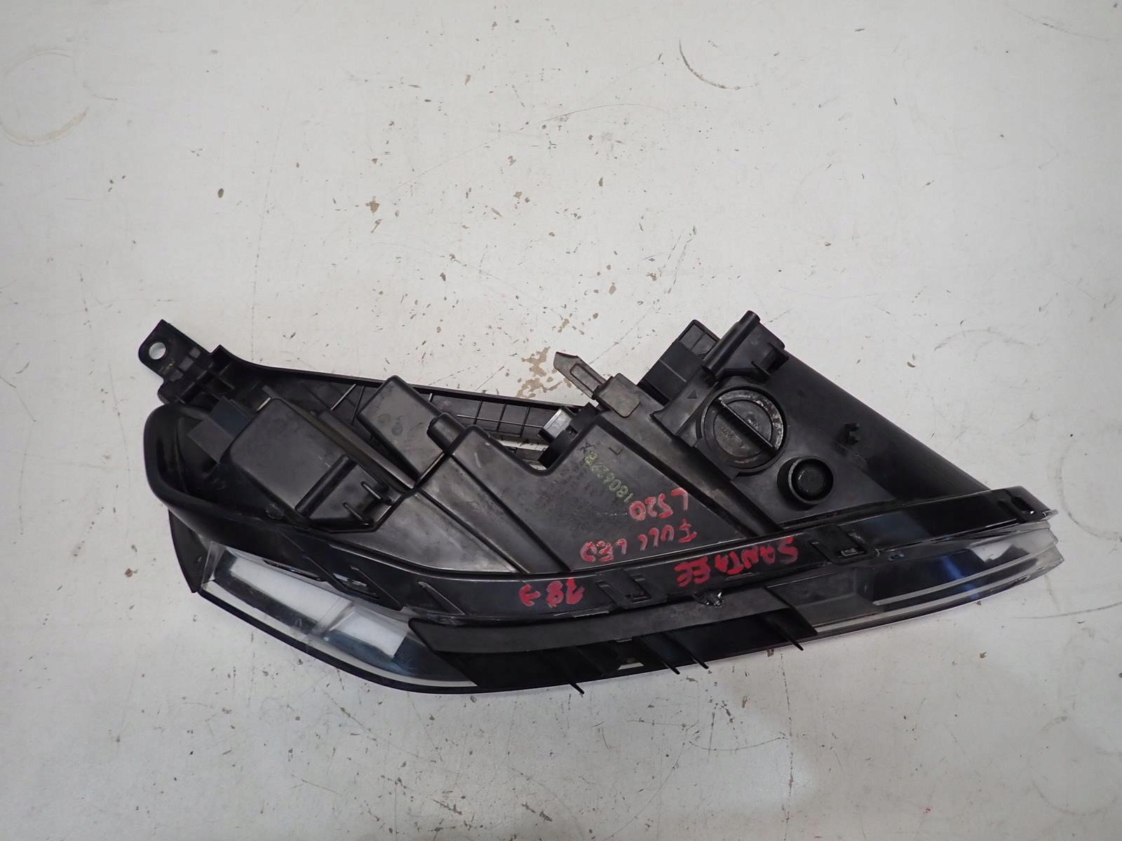 light front left HYUNDAI SANTA FE 18- FULL LED