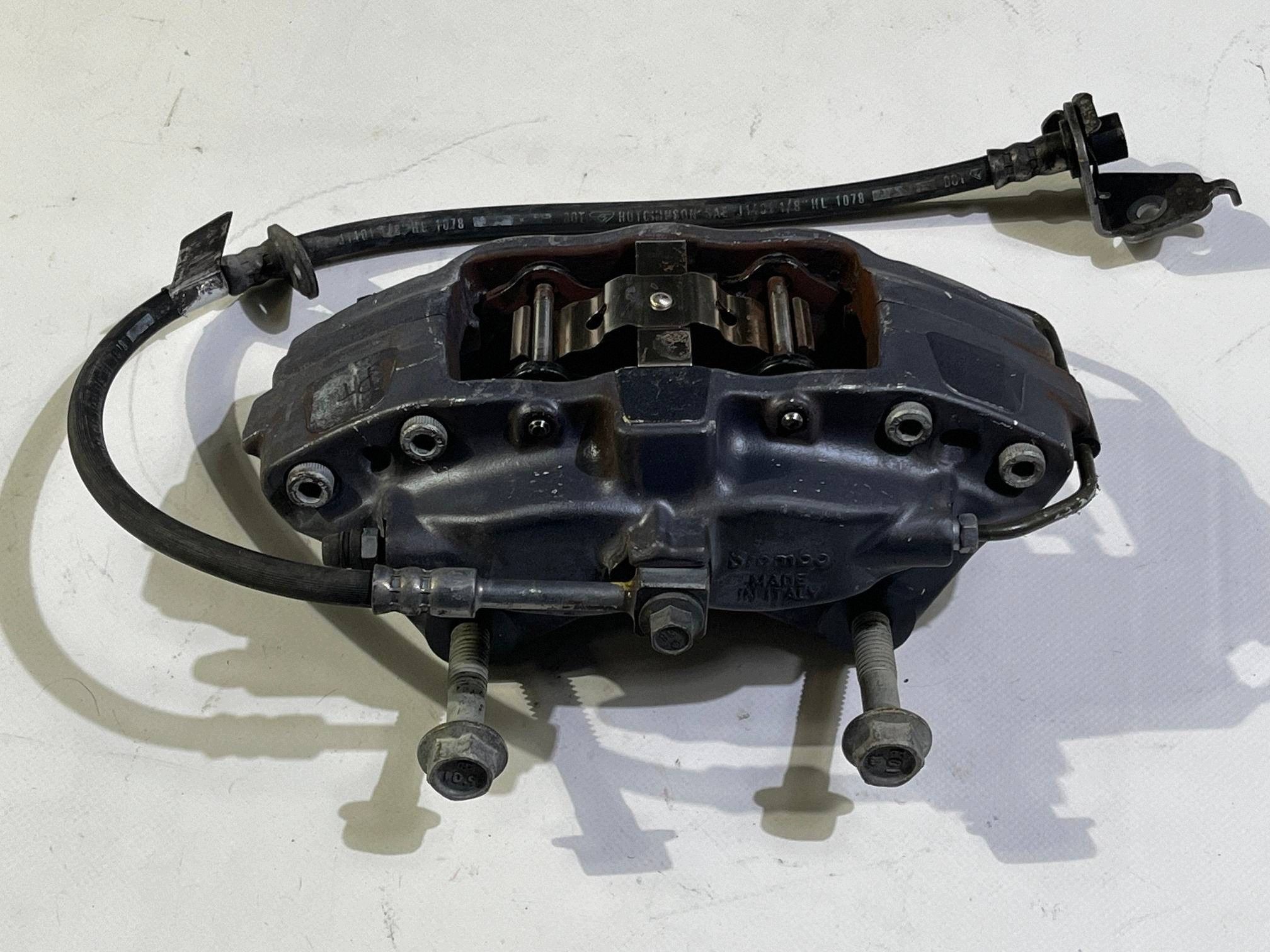 caliper brake BREMBO right rear Chevrolet Camaro SS v8 6.2 2009-2015