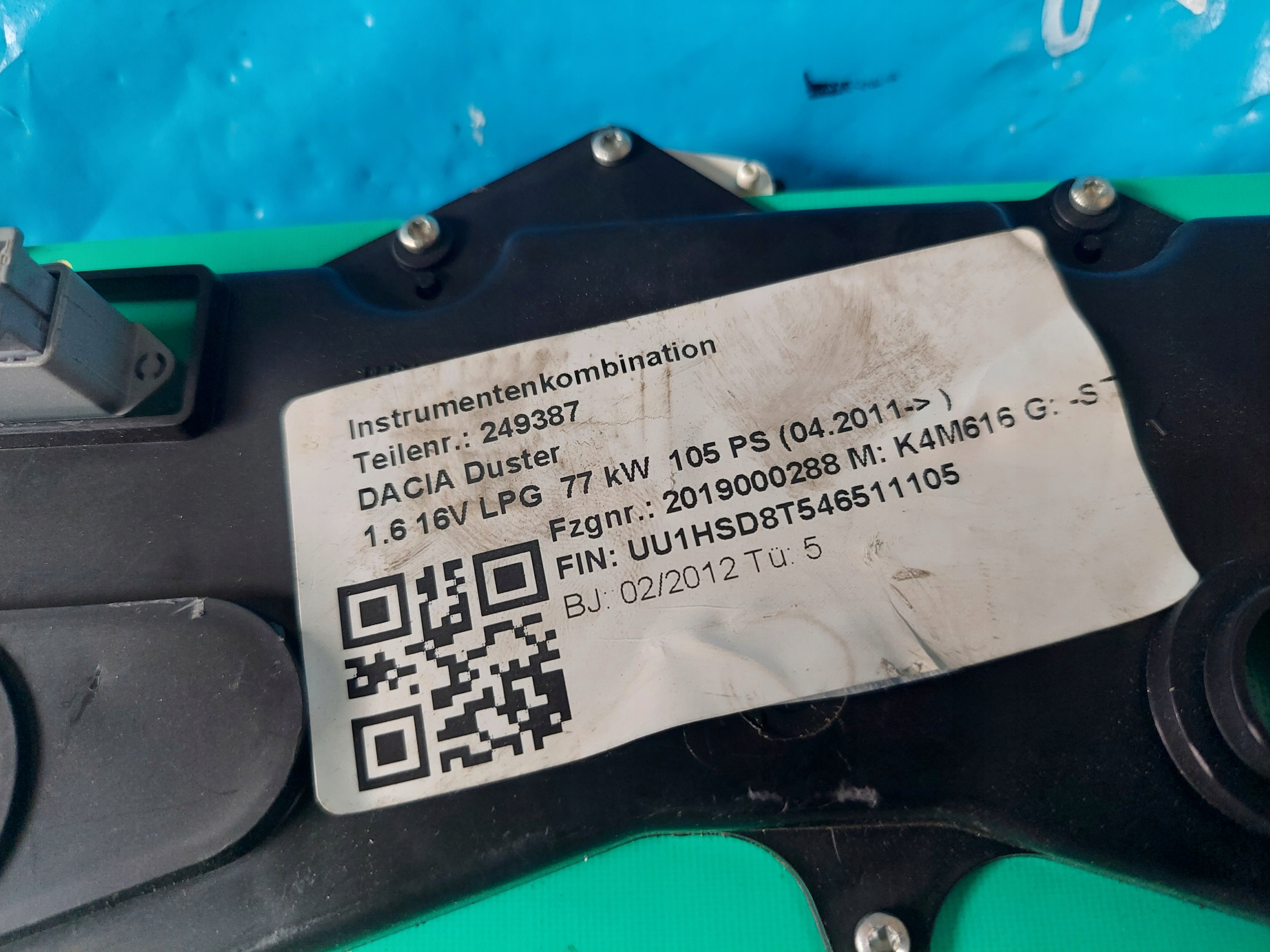 dials clock DACIA DUSTER 1.6 16V 2012R