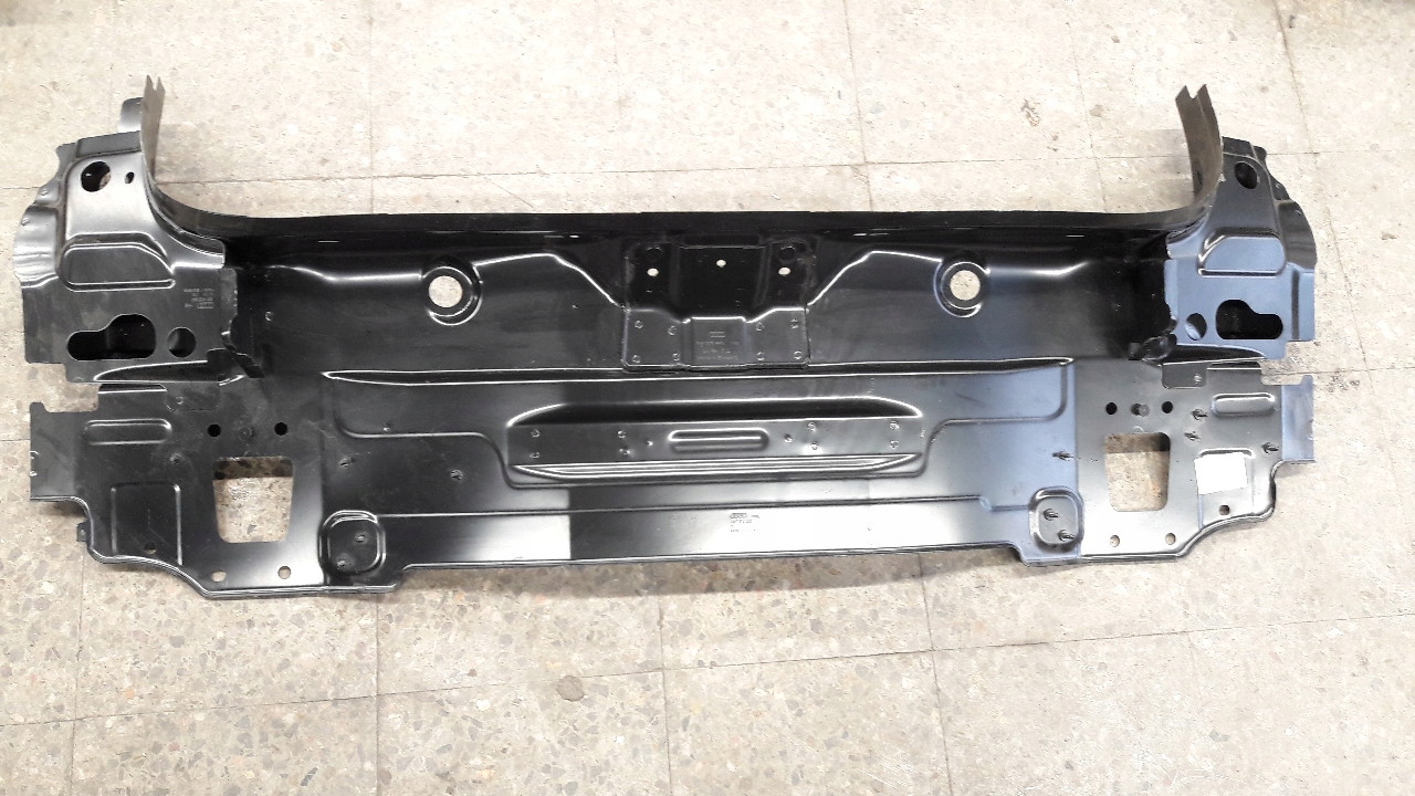 83F813445 pas tylny audi Q3 83F