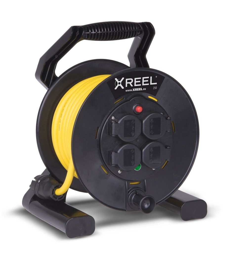 Przedłużacz zwijany jednofazowy na bębnie z tworzywa typ "xreel" 50 mb
