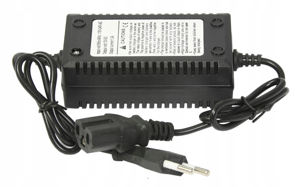 ŁADOWARKA DO OPRYSKIWACZA AKUMULATOROWEGO 12V 1.3A Marka PI-TEC