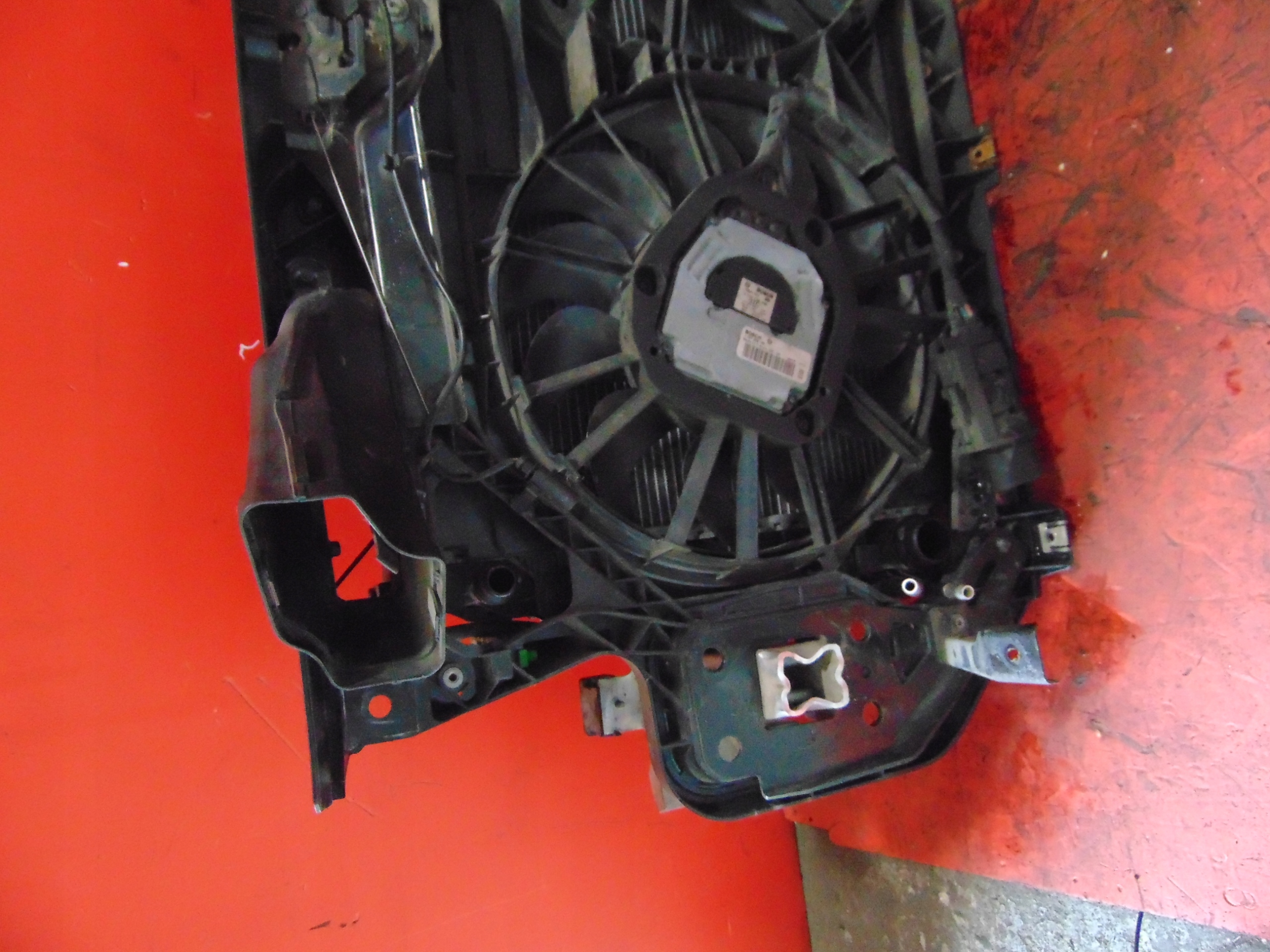 AUDI S6 C6 5.2 V10 support panel for radiators radiator WENTYLATO