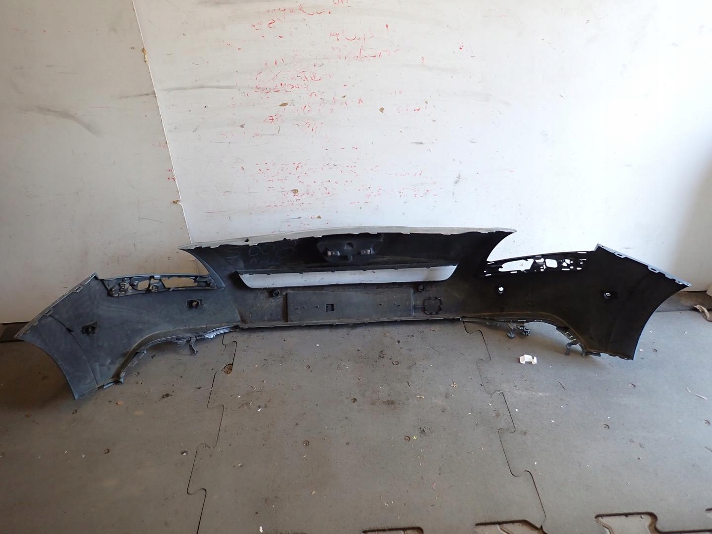 bumper front front PEUGEOT 5008 2009