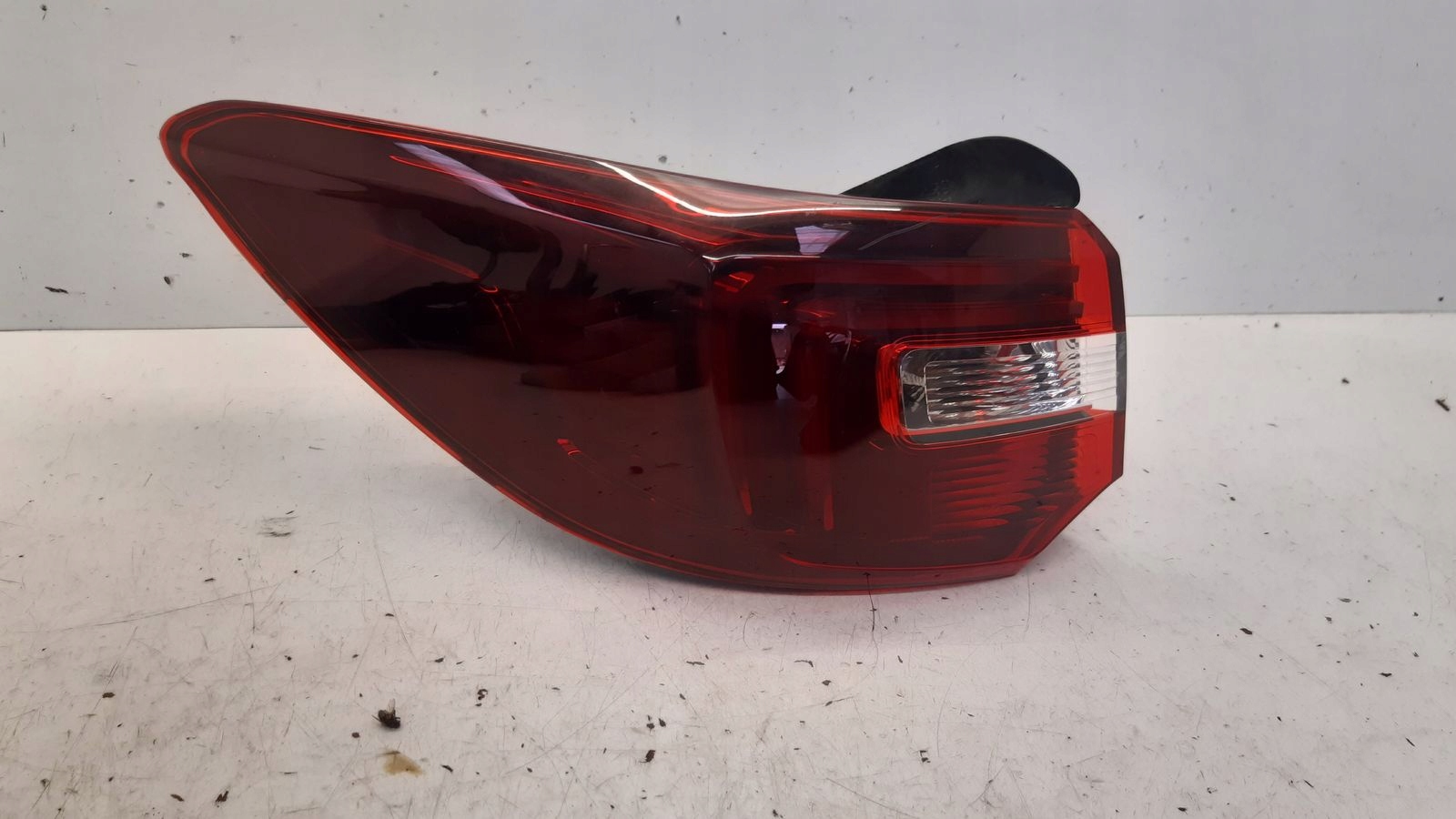 light rear part rear left Opel Grandland X