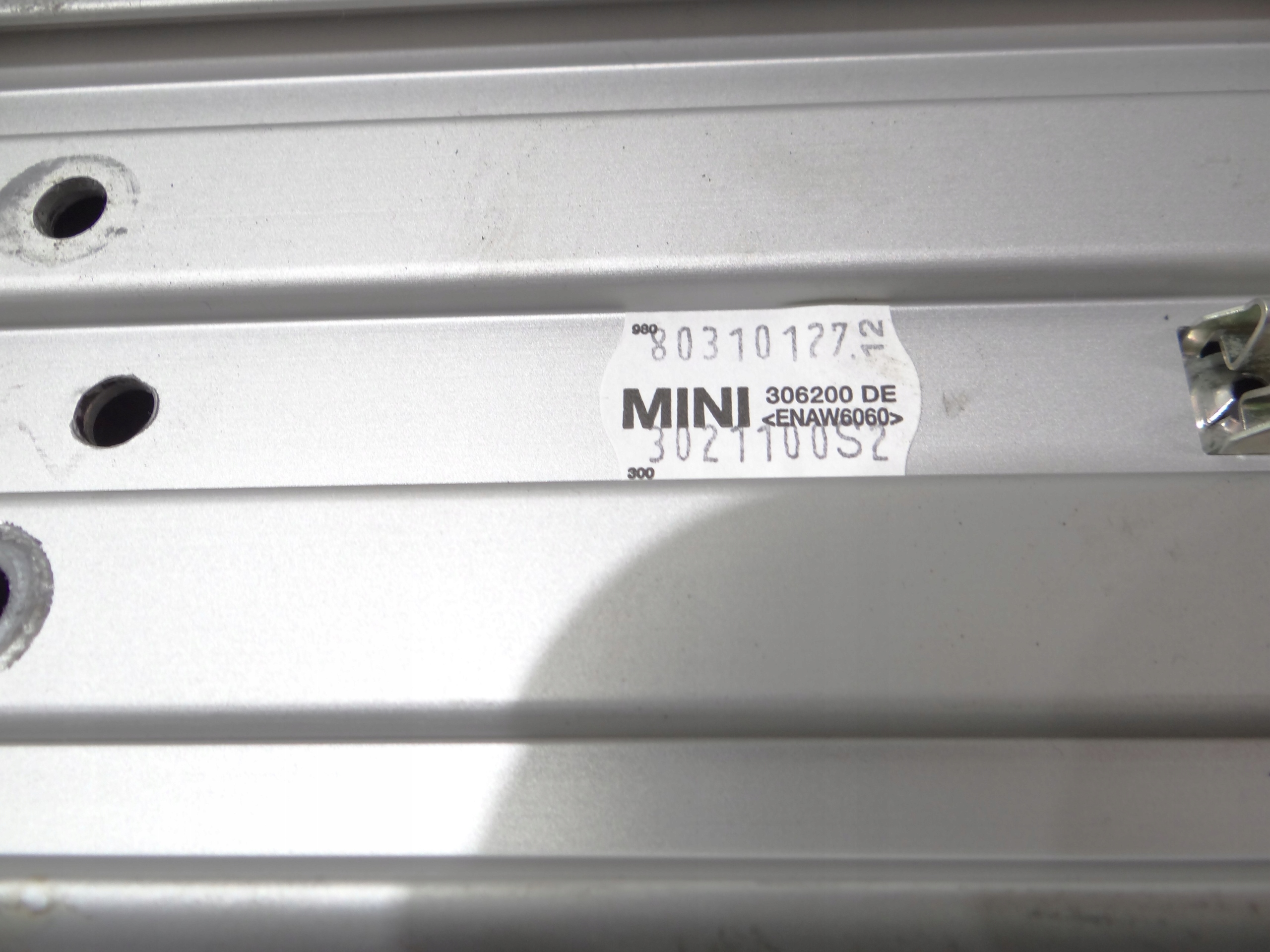 lišta kolejnice PROWADNICA TUNELU MINI R60