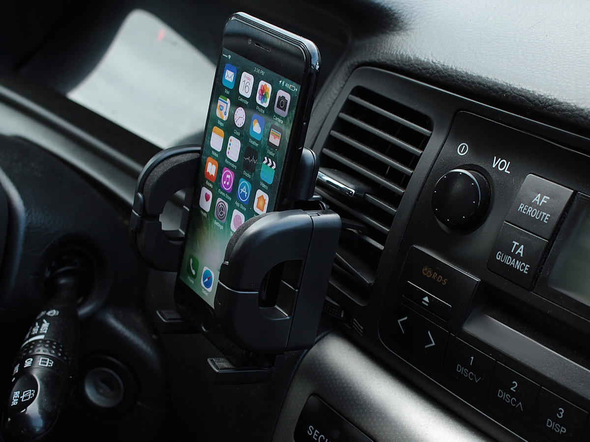 Uchwyt na telefon Z Mocną PRZYSSAWKA na SZYBĘ Producent inny