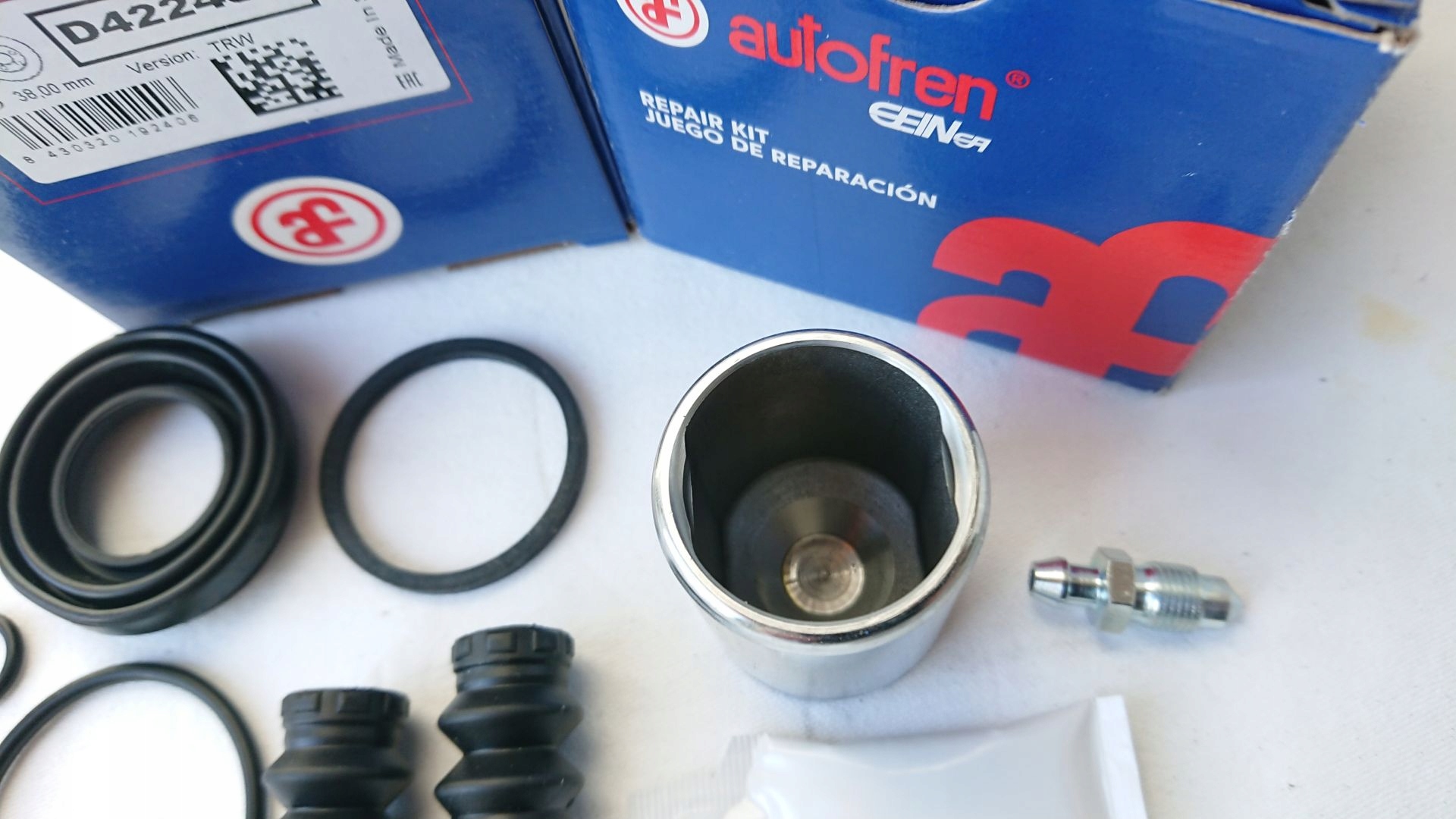 ZESTAW NAPRAWCZY ZACISKU TYŁ FORD GALAXY II Typ samochodu Samochody dostawcze Samochody osobowe