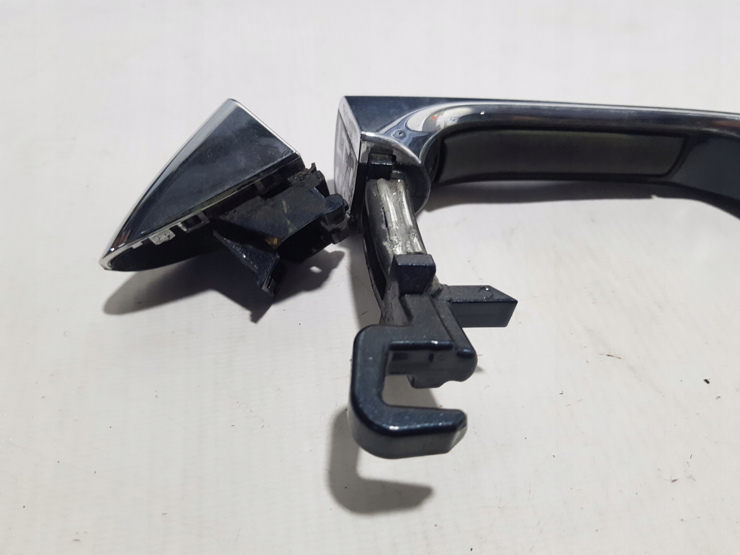 MERCEDES CLS W219 handle KEYLESS GO left rear part front